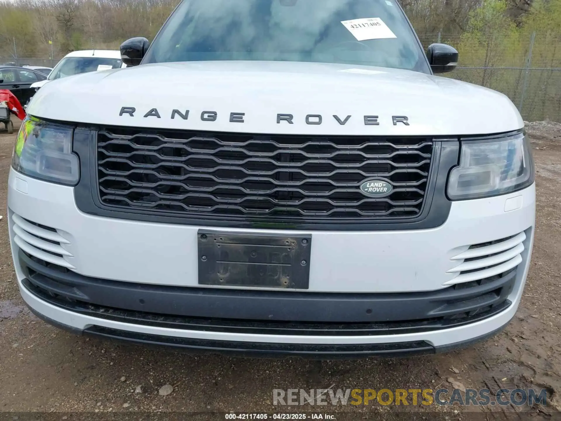 12 Photograph of a damaged car SALGS2RE6KA535049 LAND ROVER RANGE ROVER 2019