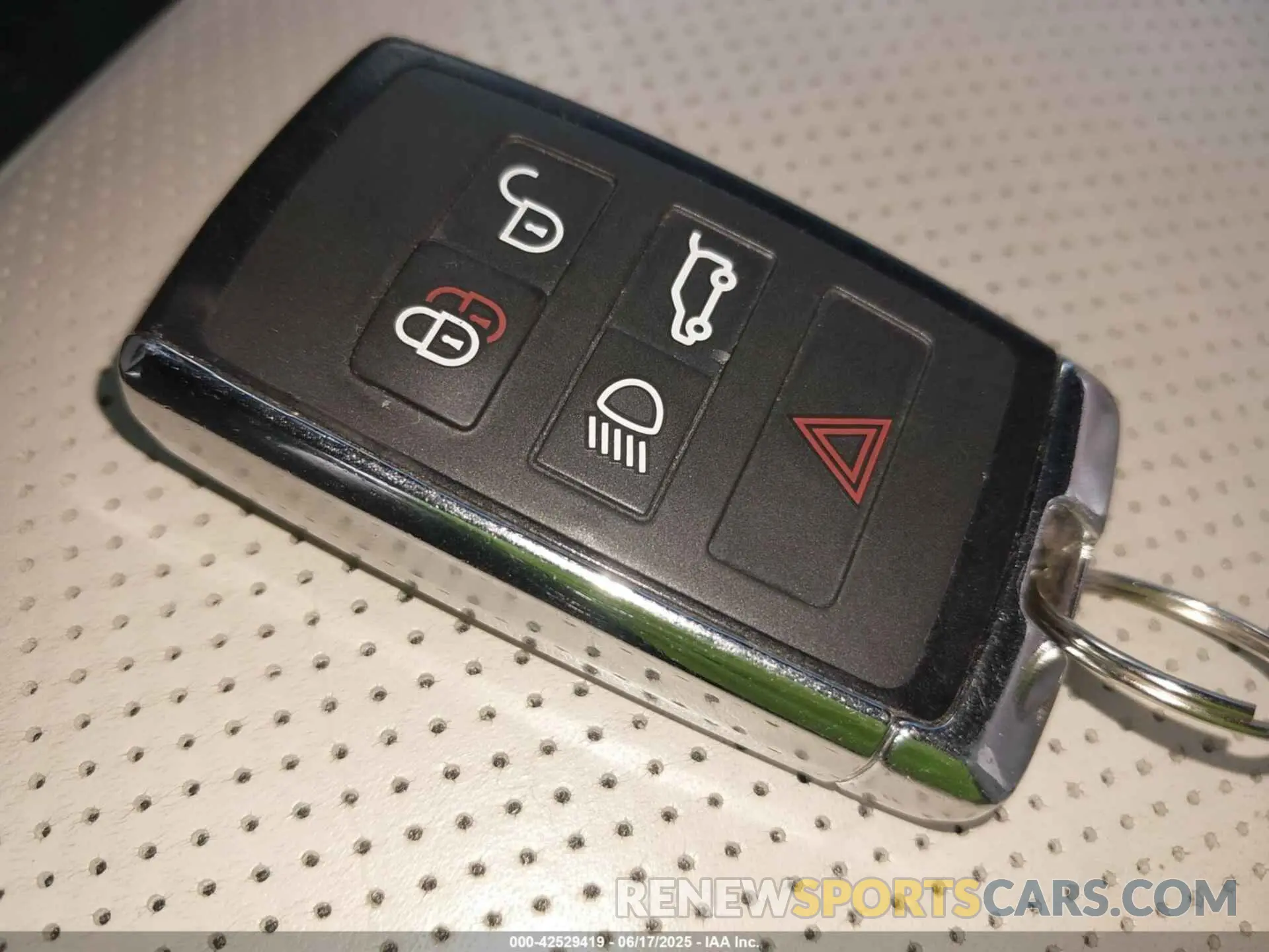11 Photograph of a damaged car SALGS2RE8KA522240 LAND ROVER RANGE ROVER 2019