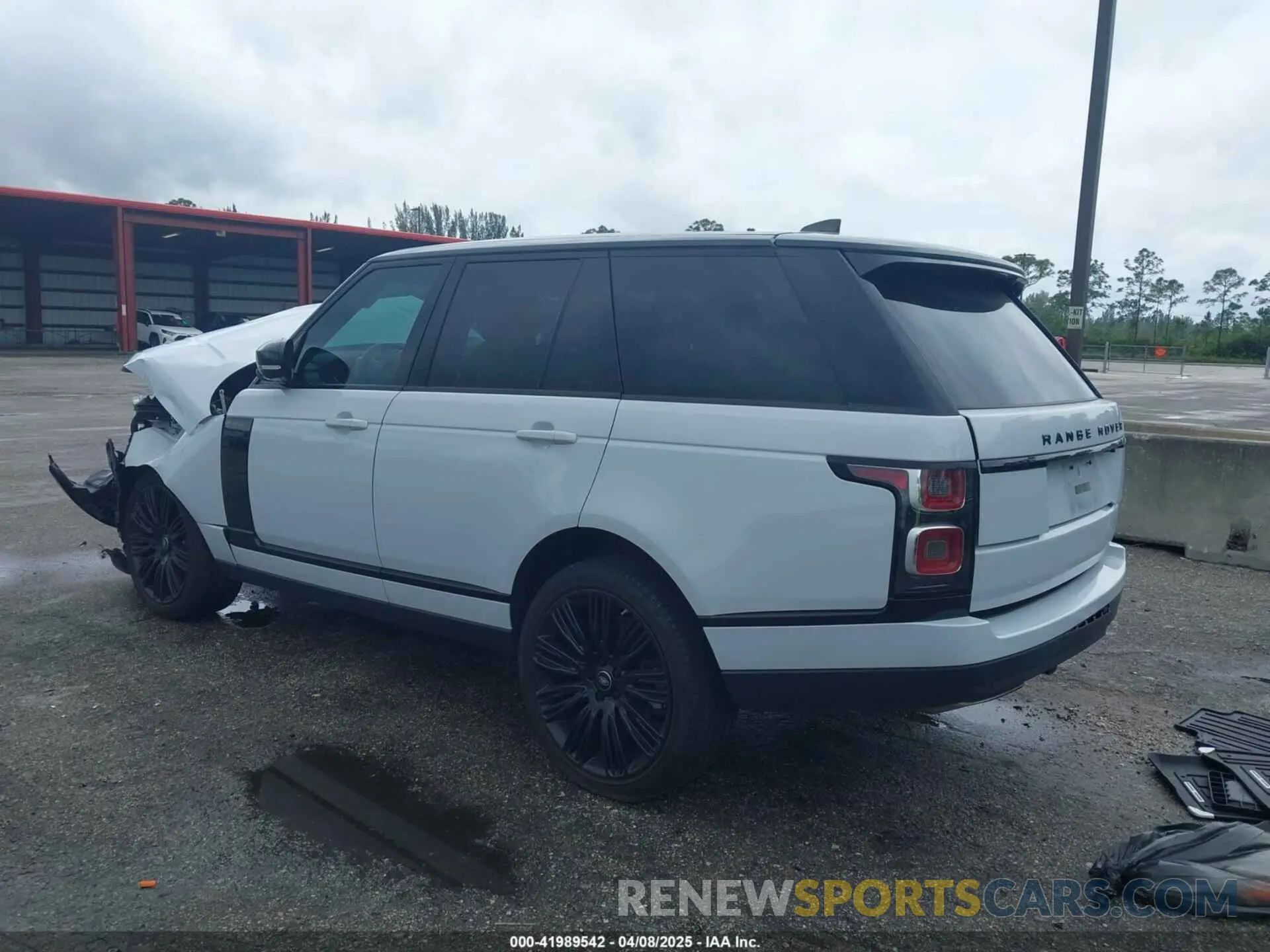 3 Photograph of a damaged car SALGS2RE8KA541001 LAND ROVER RANGE ROVER 2019