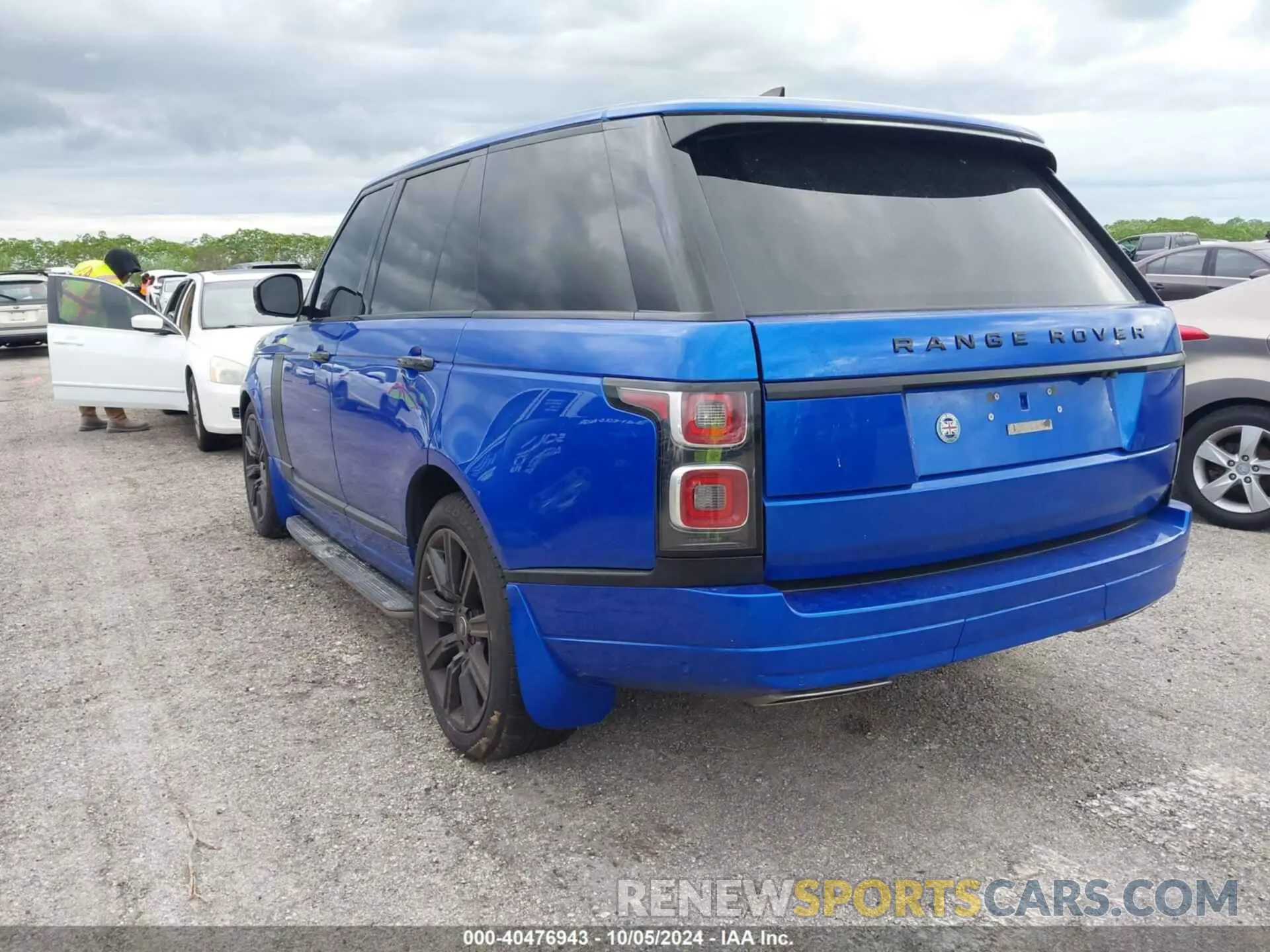 3 Photograph of a damaged car SALGS2REXKA563937 LAND ROVER RANGE ROVER 2019