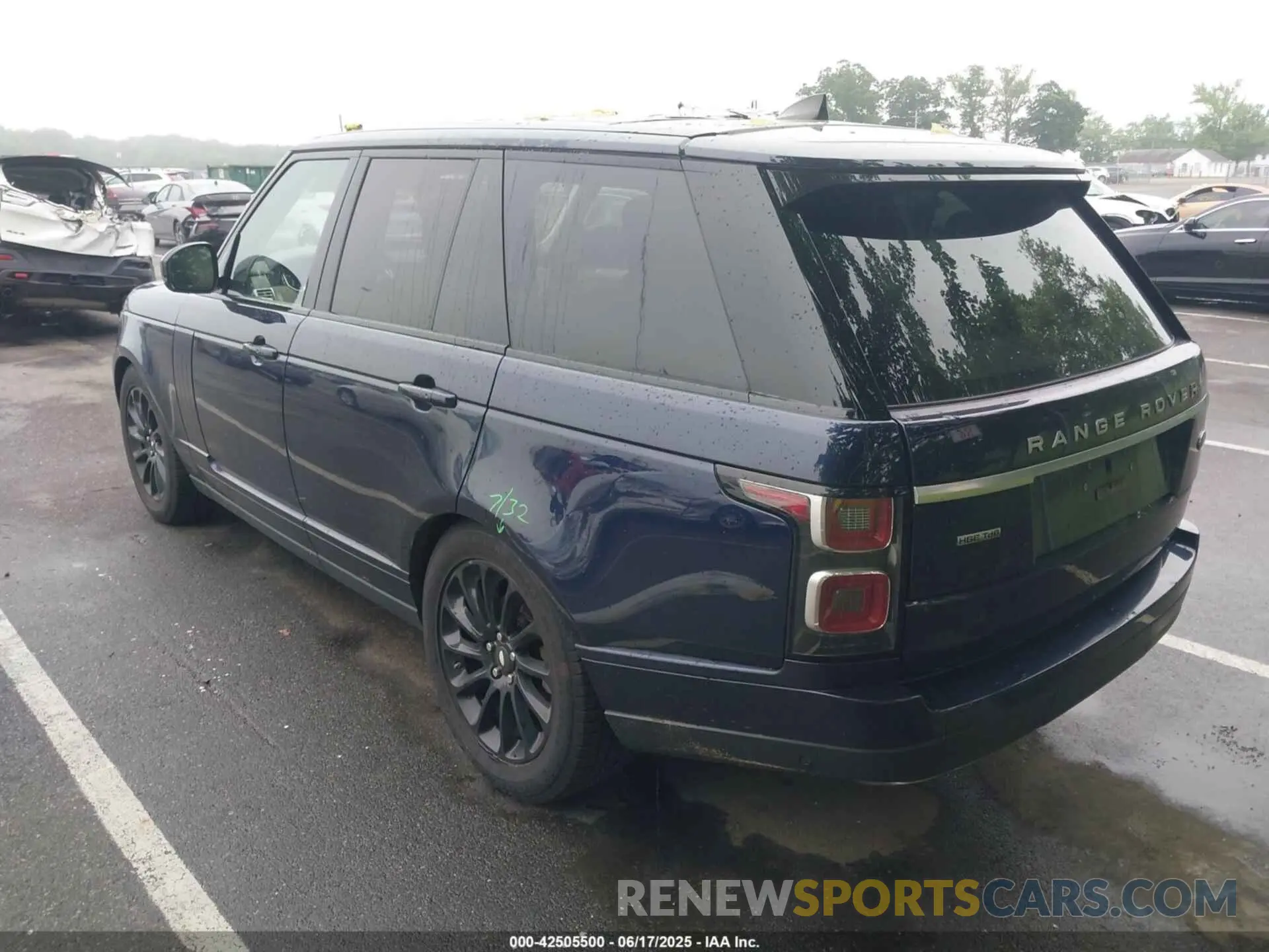 3 Photograph of a damaged car SALGS2RK3KA542336 LAND ROVER RANGE ROVER 2019