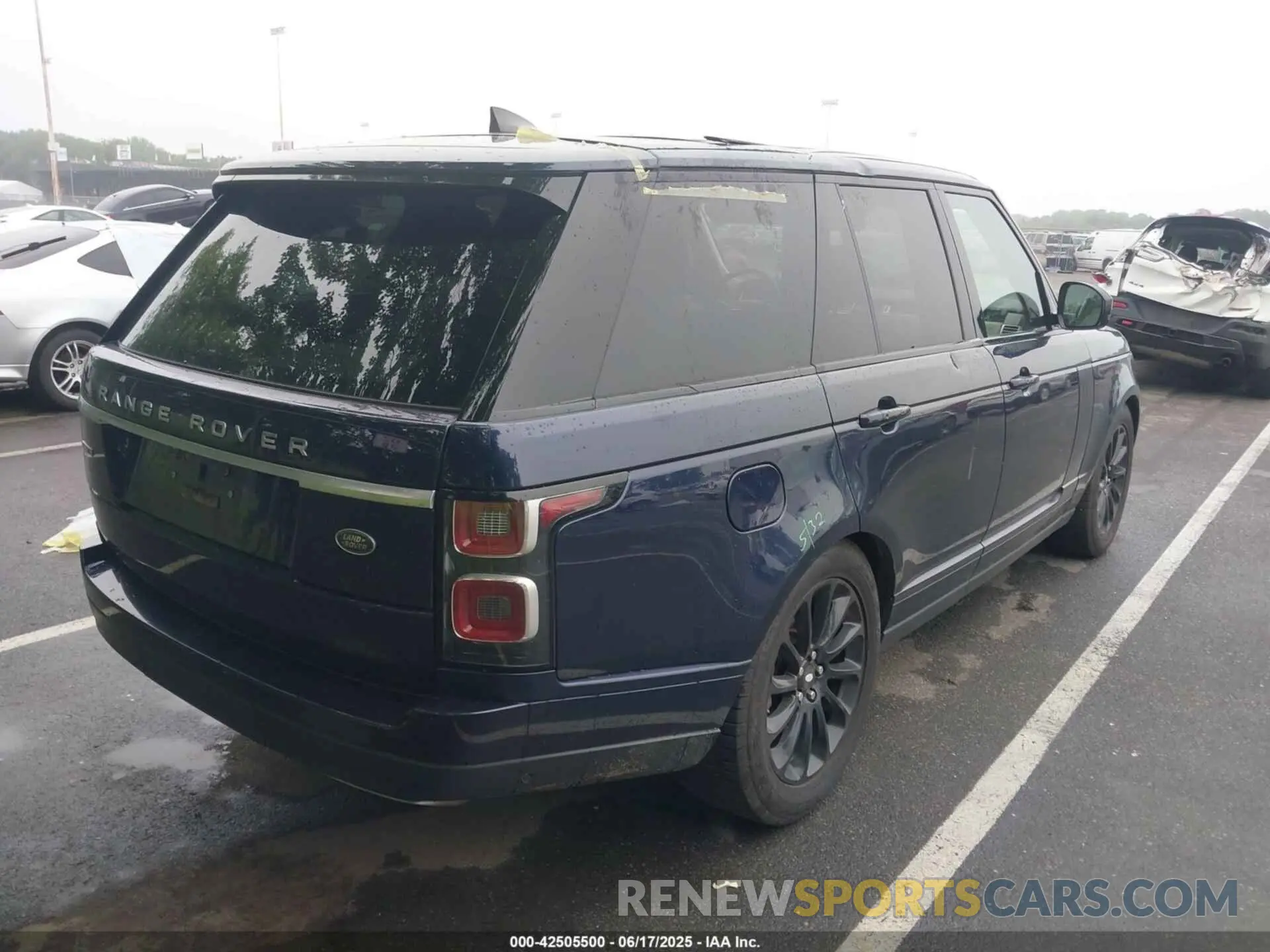 4 Photograph of a damaged car SALGS2RK3KA542336 LAND ROVER RANGE ROVER 2019