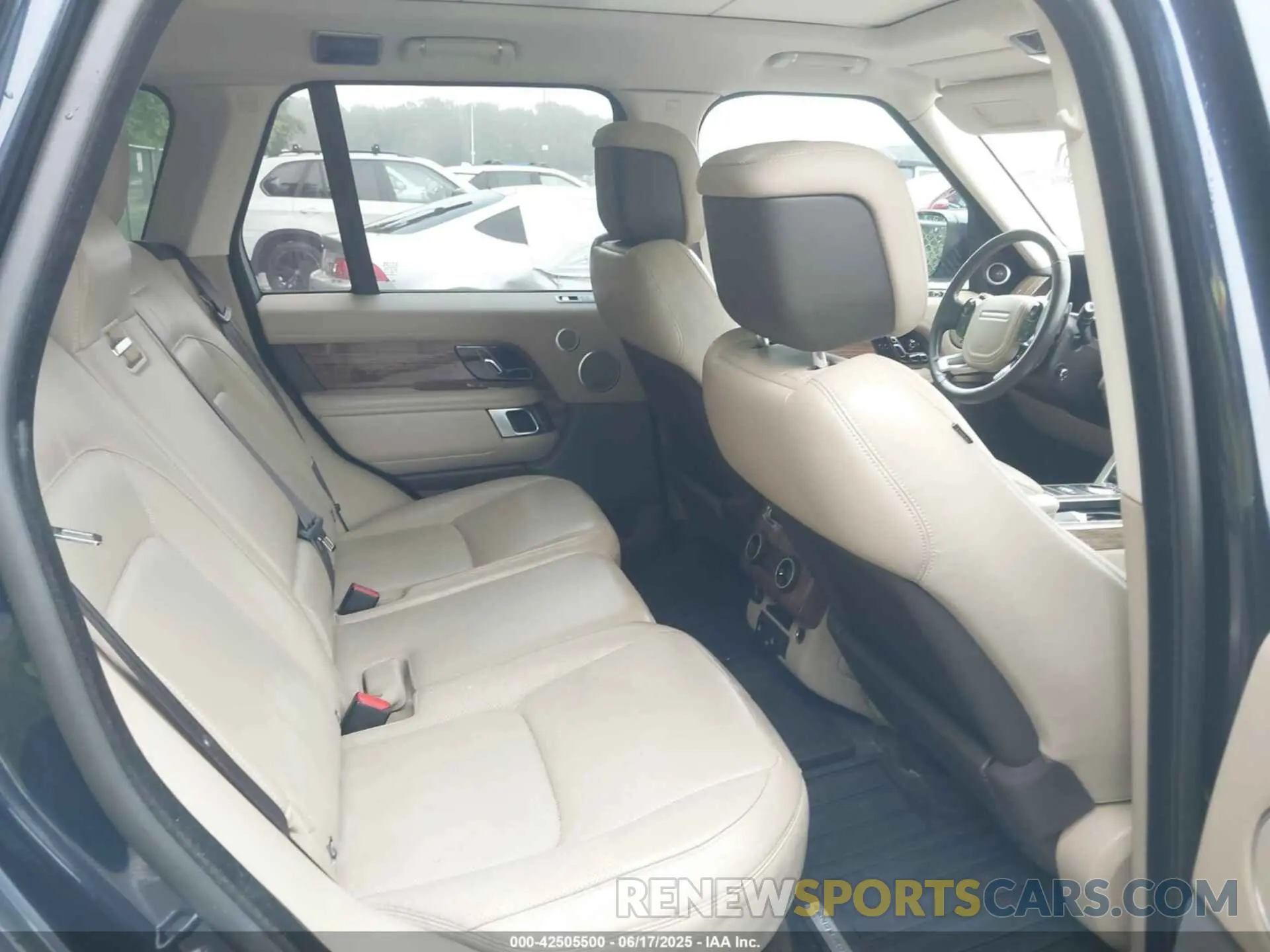 8 Photograph of a damaged car SALGS2RK3KA542336 LAND ROVER RANGE ROVER 2019