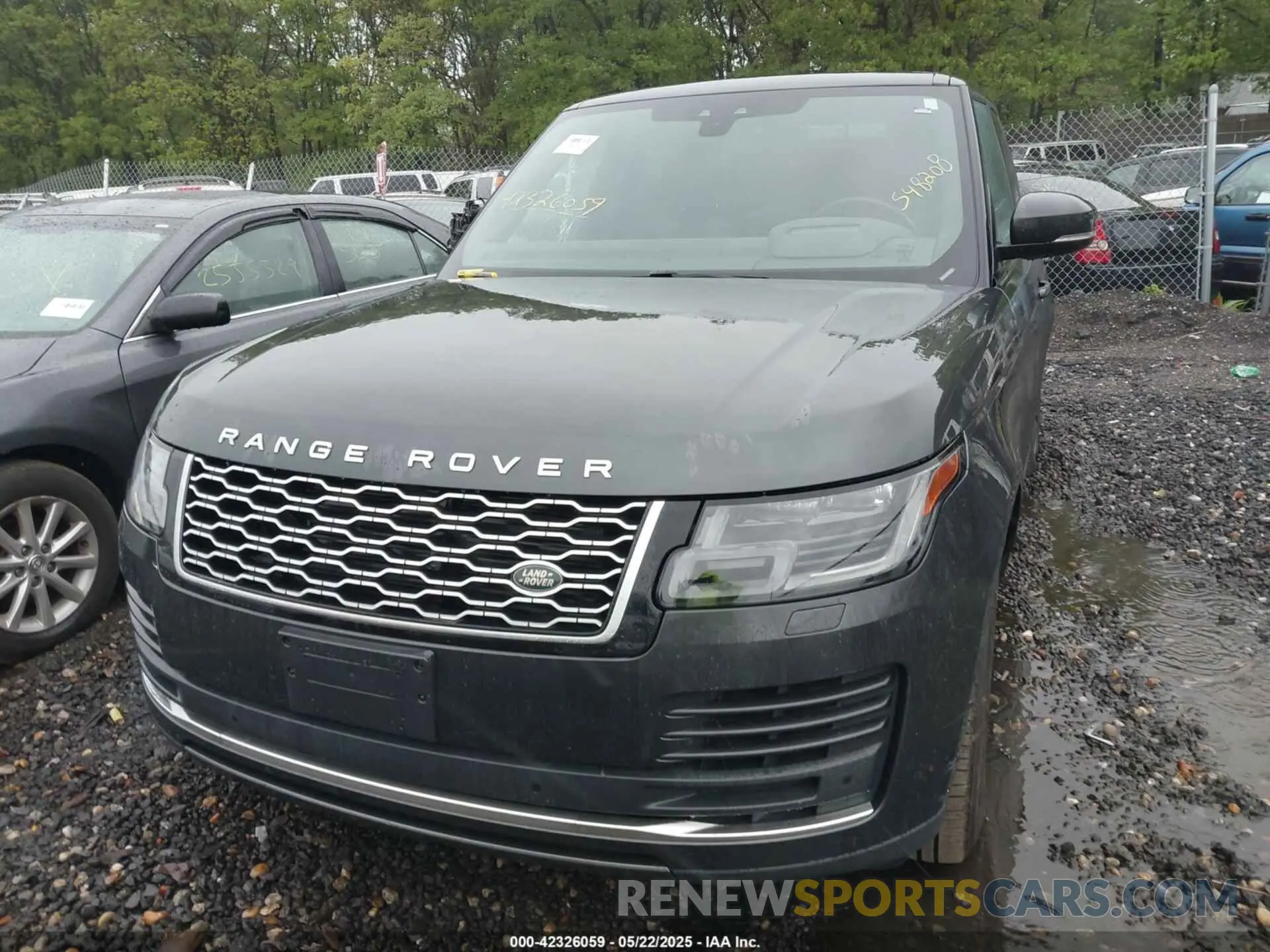 11 Photograph of a damaged car SALGS2SV0KA520119 LAND ROVER RANGE ROVER 2019