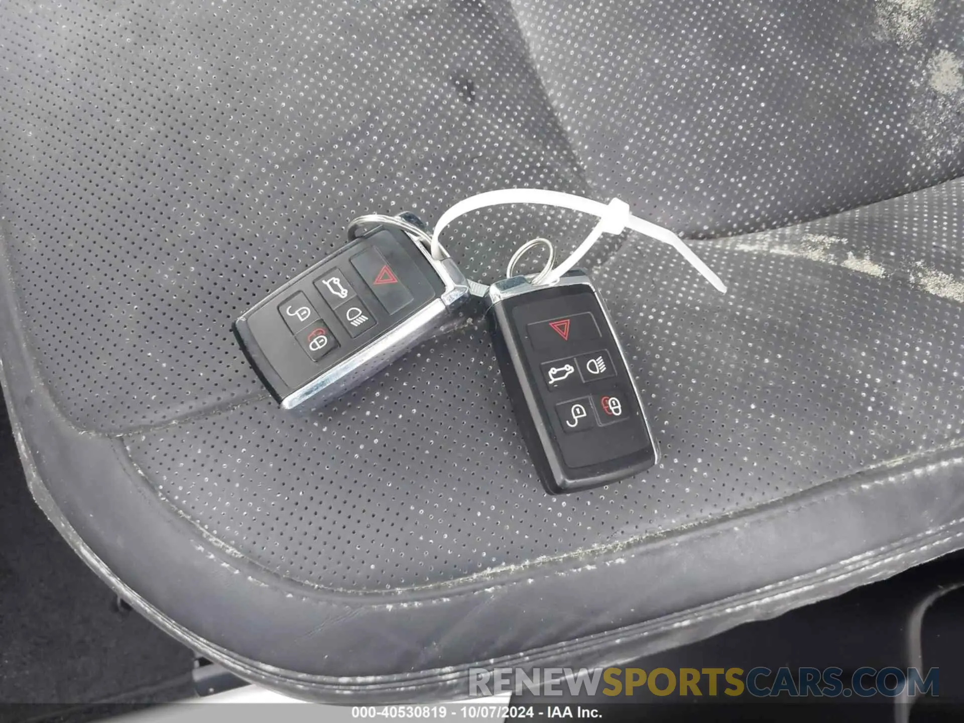 11 Photograph of a damaged car SALGS2SV0KA553721 LAND ROVER RANGE ROVER 2019