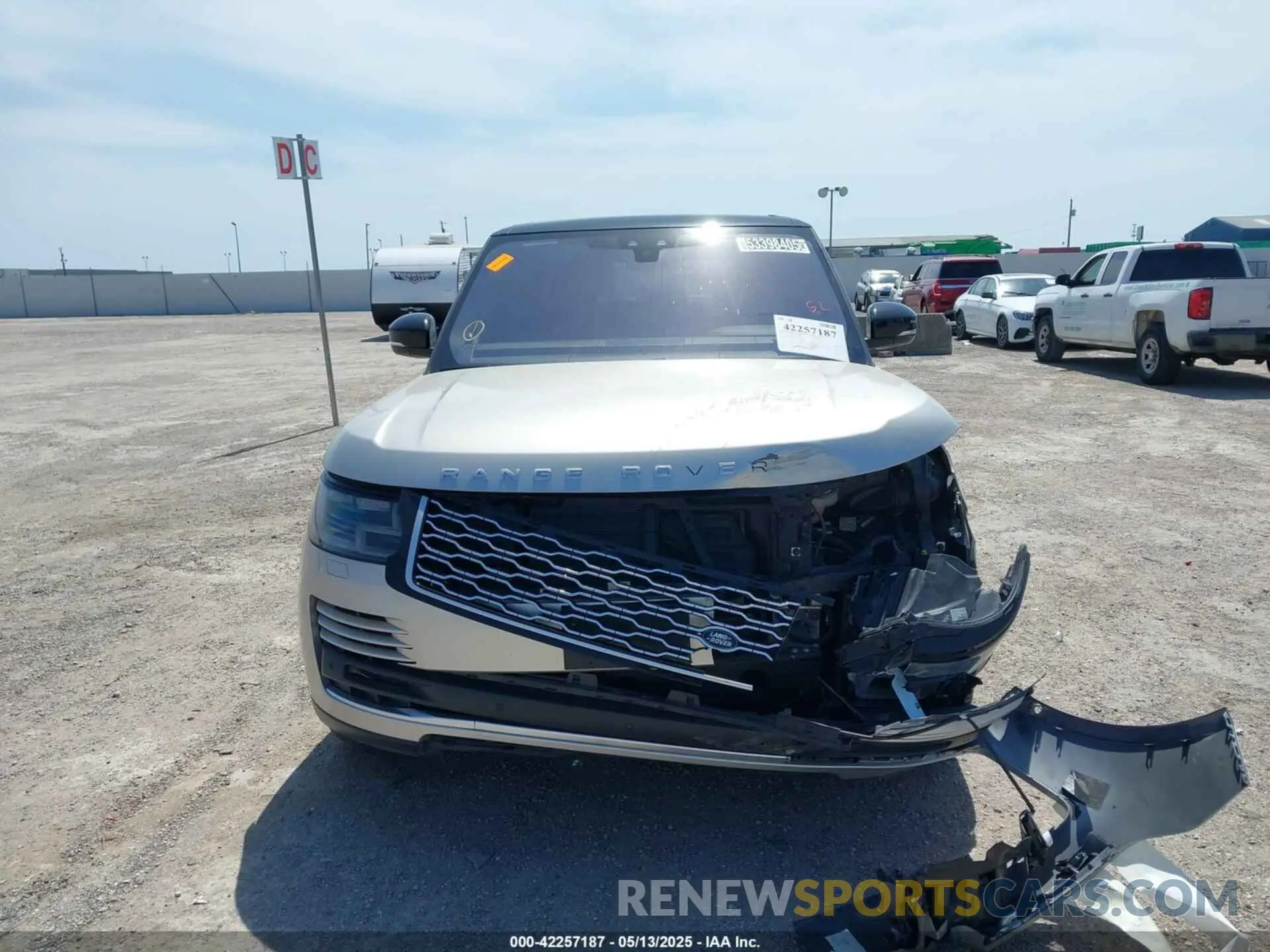 12 Photograph of a damaged car SALGS2SV2KA550061 LAND ROVER RANGE ROVER 2019