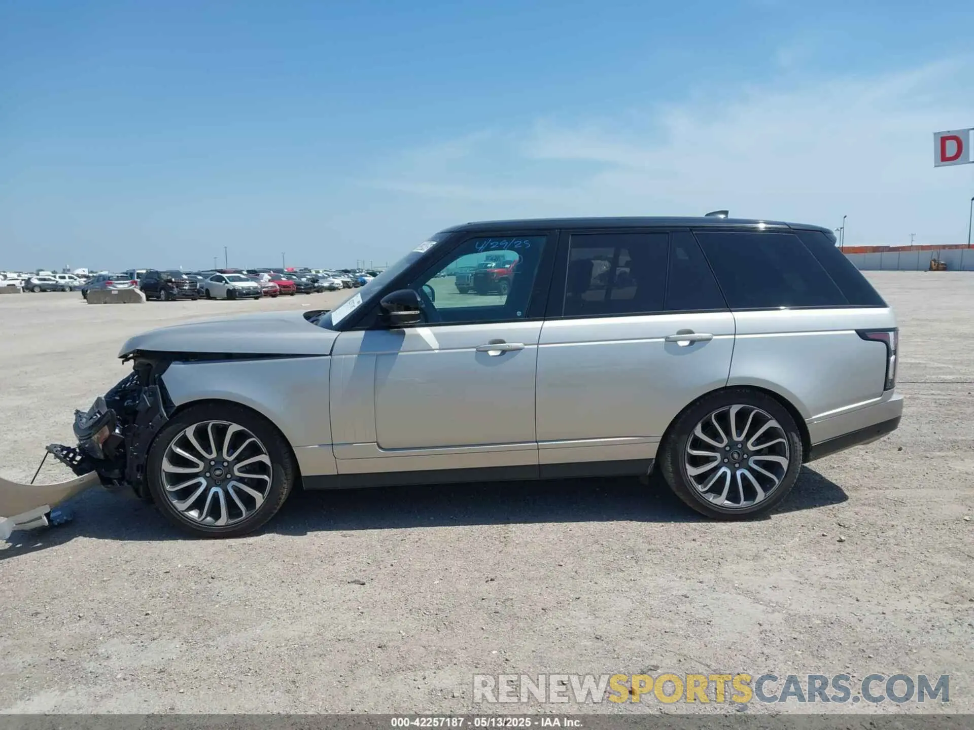 14 Photograph of a damaged car SALGS2SV2KA550061 LAND ROVER RANGE ROVER 2019