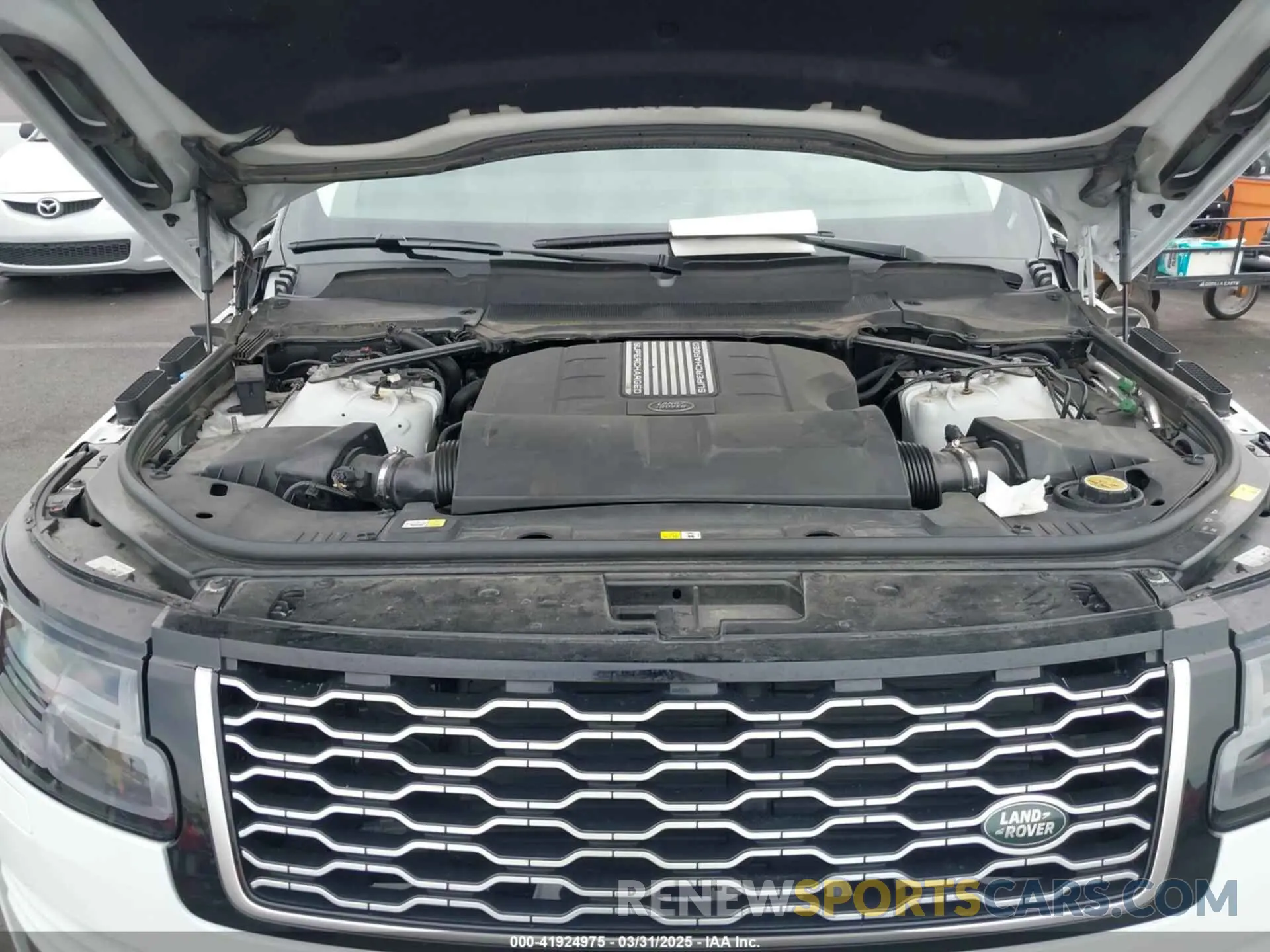10 Photograph of a damaged car SALGS2SV2KA555261 LAND ROVER RANGE ROVER 2019