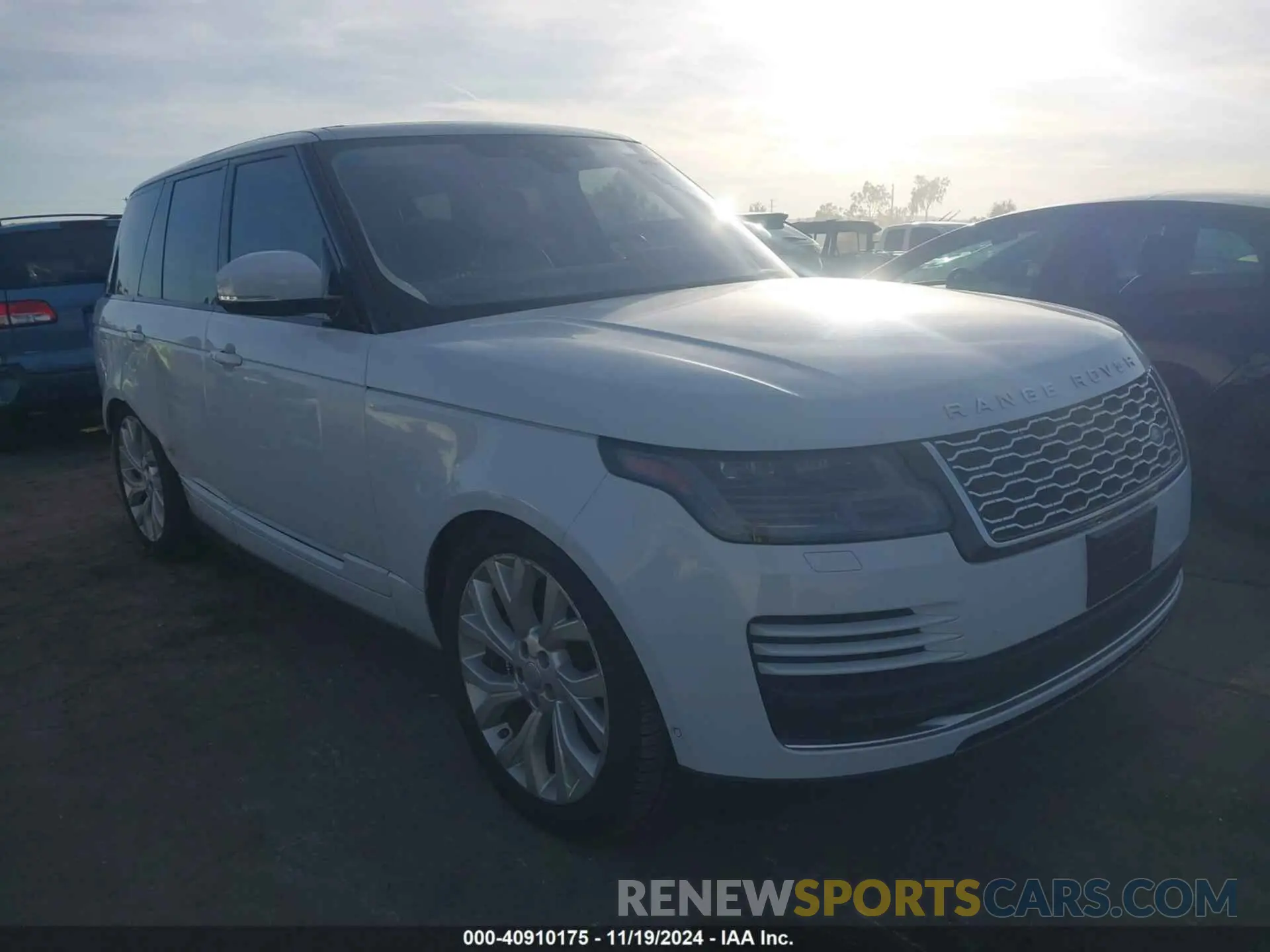 1 Photograph of a damaged car SALGS2SV3KA547623 LAND ROVER RANGE ROVER 2019