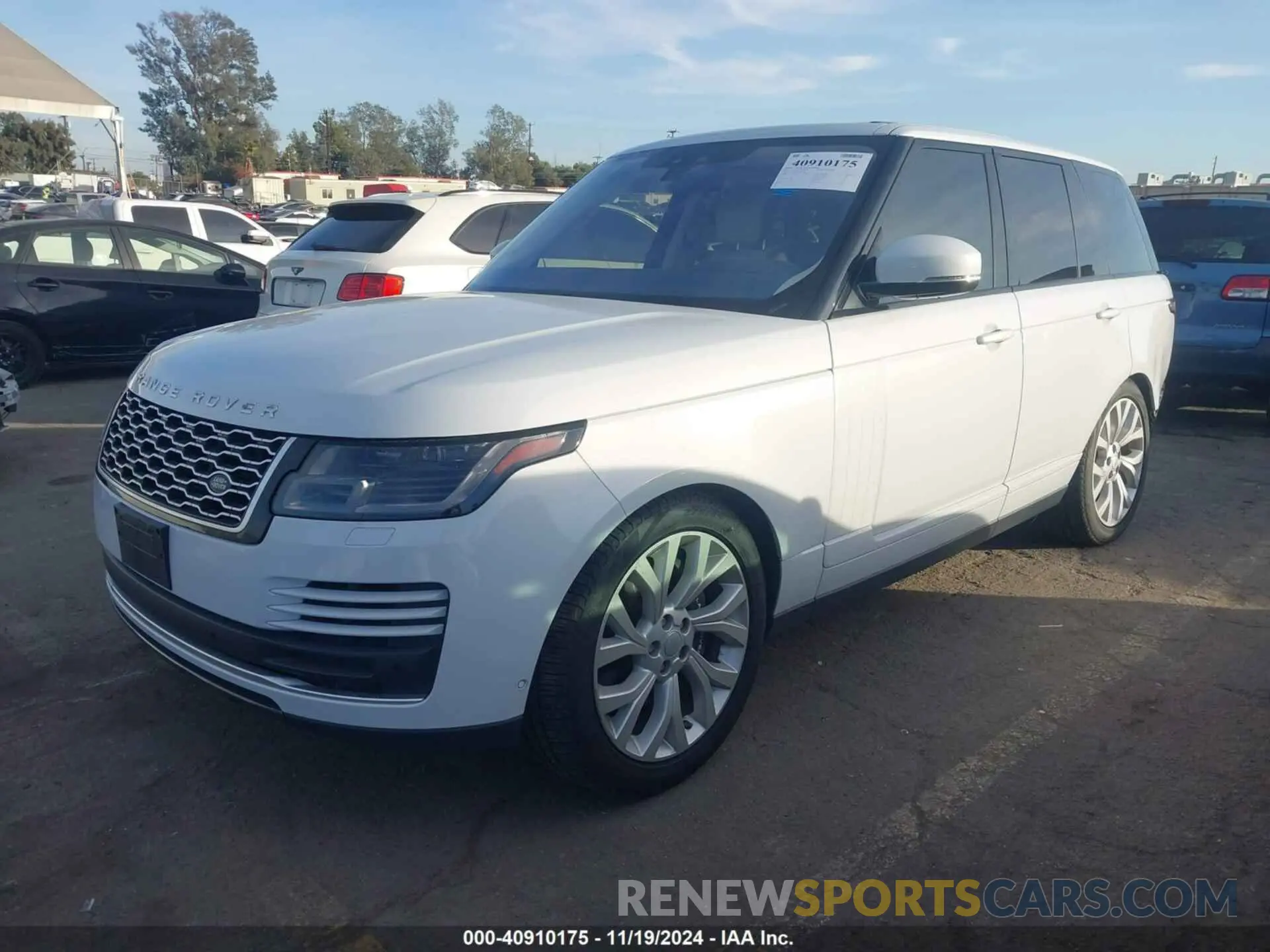 2 Photograph of a damaged car SALGS2SV3KA547623 LAND ROVER RANGE ROVER 2019