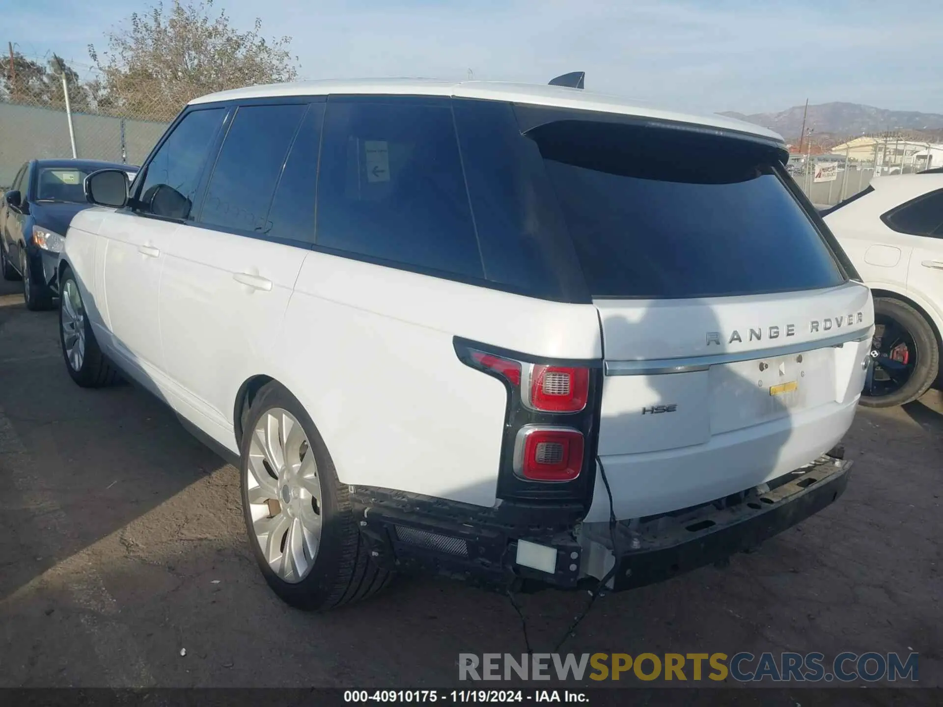 3 Photograph of a damaged car SALGS2SV3KA547623 LAND ROVER RANGE ROVER 2019