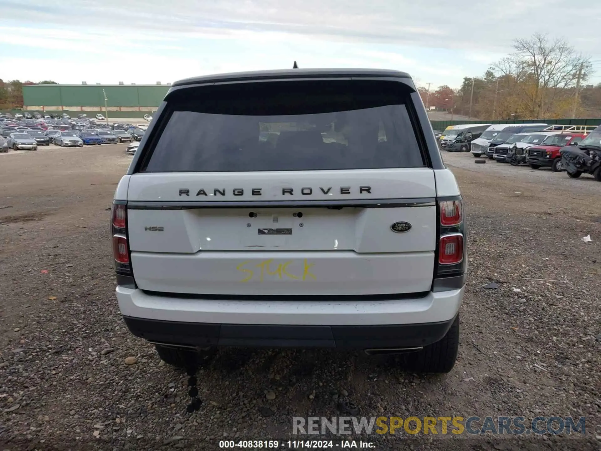 17 Photograph of a damaged car SALGS2SV3KA555236 LAND ROVER RANGE ROVER 2019