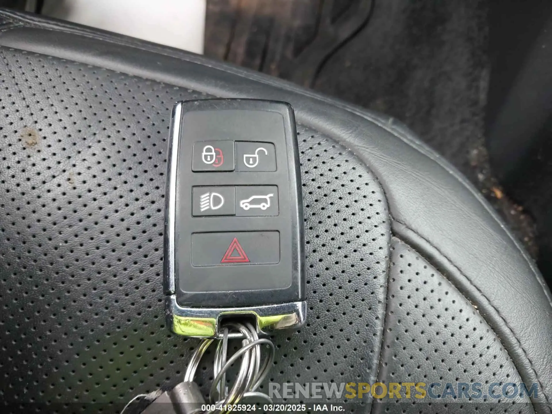 11 Photograph of a damaged car SALGS2SV4KA519345 LAND ROVER RANGE ROVER 2019
