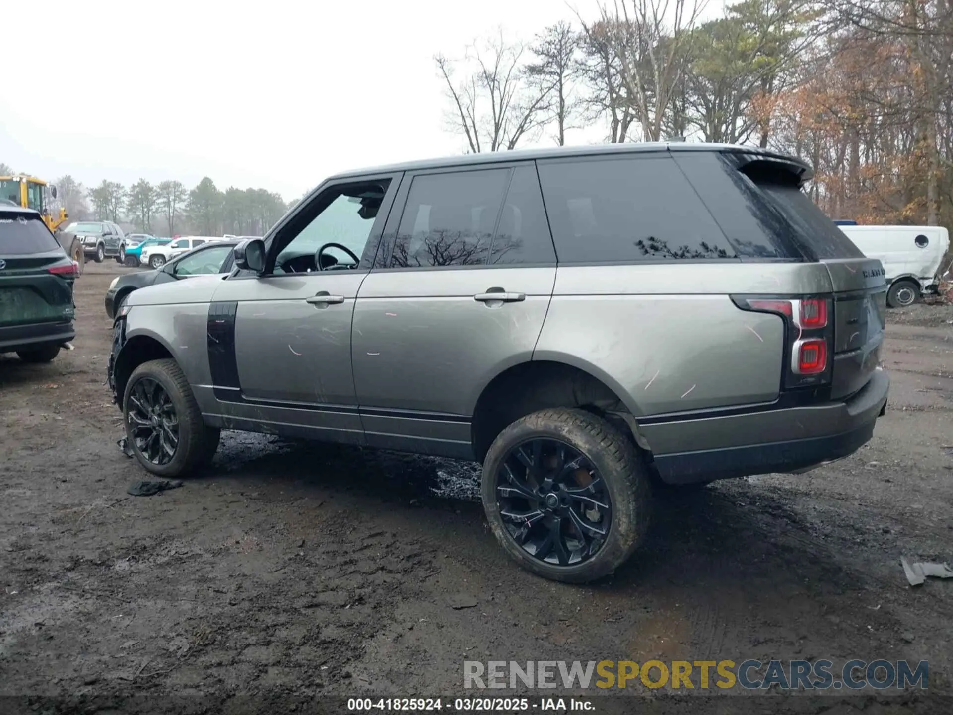 14 Photograph of a damaged car SALGS2SV4KA519345 LAND ROVER RANGE ROVER 2019