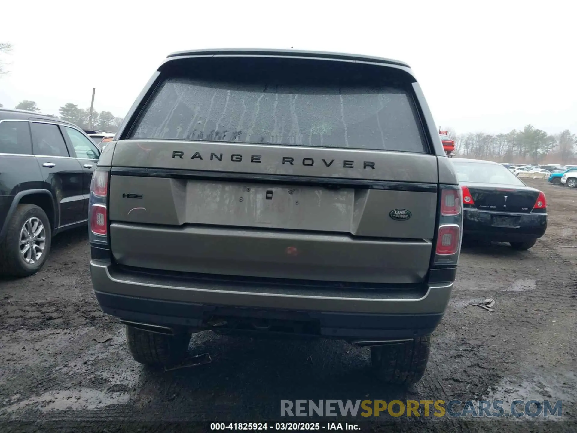 16 Photograph of a damaged car SALGS2SV4KA519345 LAND ROVER RANGE ROVER 2019