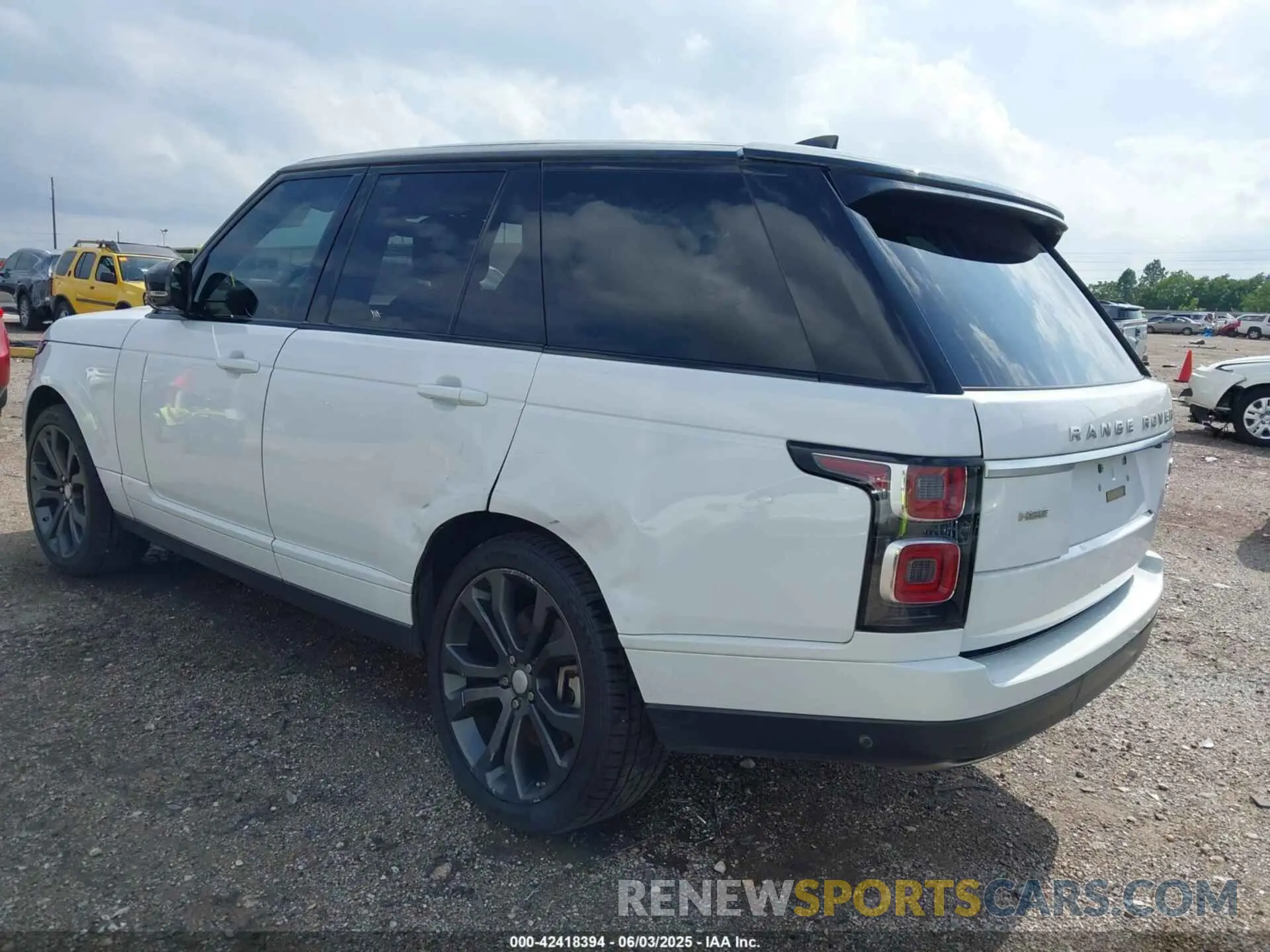 3 Photograph of a damaged car SALGS2SV4KA560994 LAND ROVER RANGE ROVER 2019