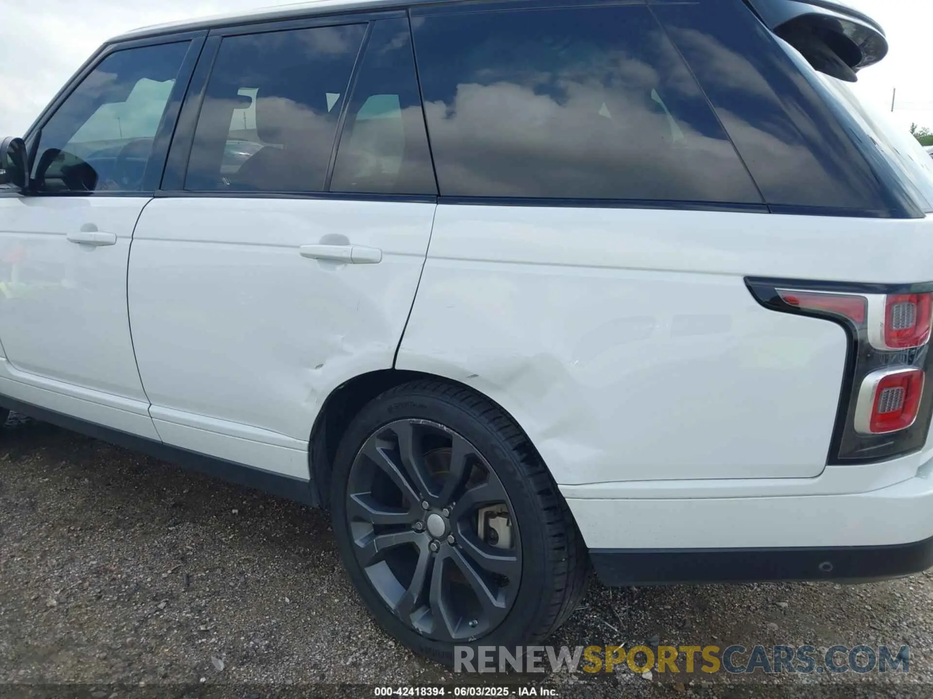 6 Photograph of a damaged car SALGS2SV4KA560994 LAND ROVER RANGE ROVER 2019