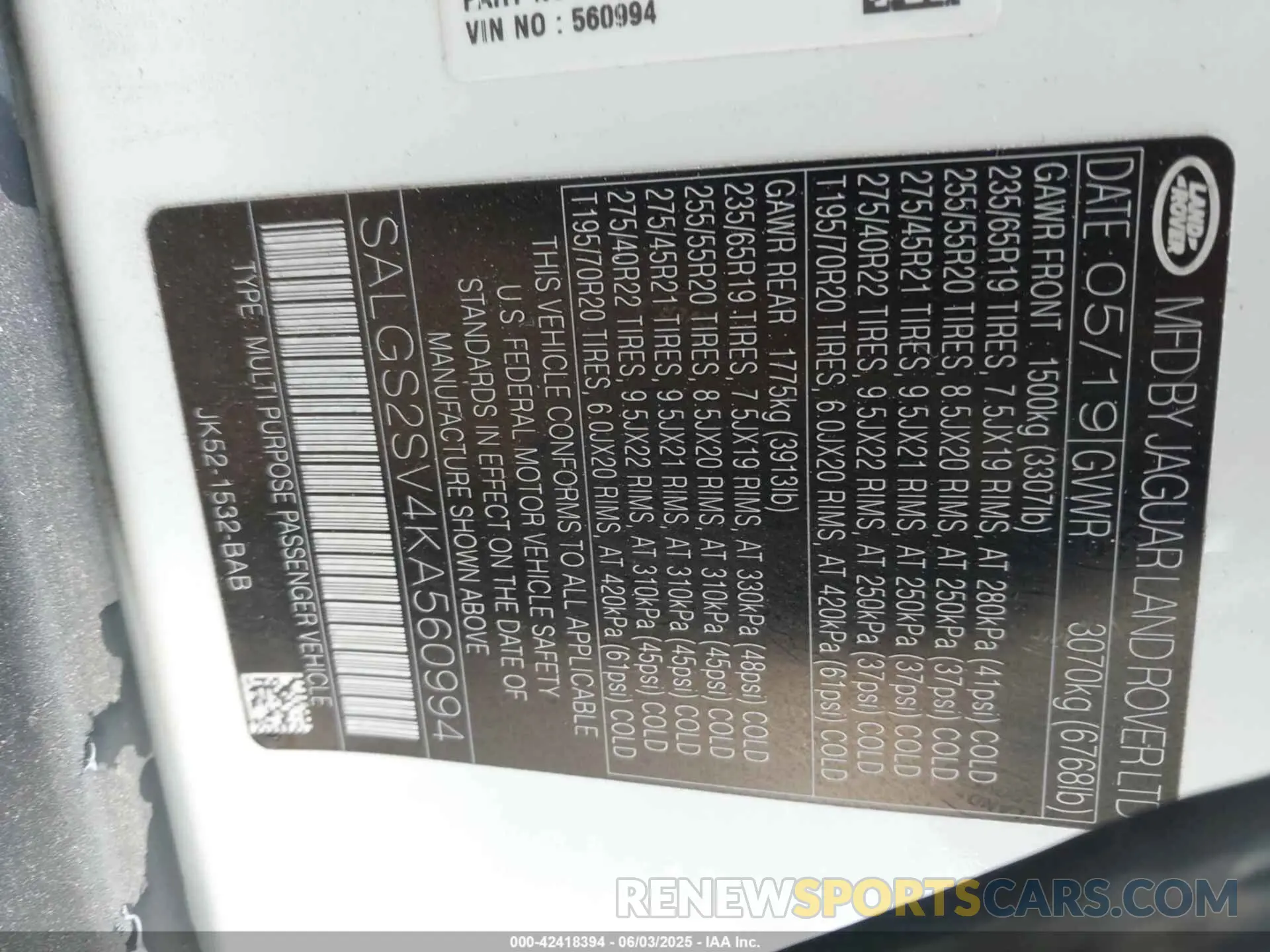 9 Photograph of a damaged car SALGS2SV4KA560994 LAND ROVER RANGE ROVER 2019