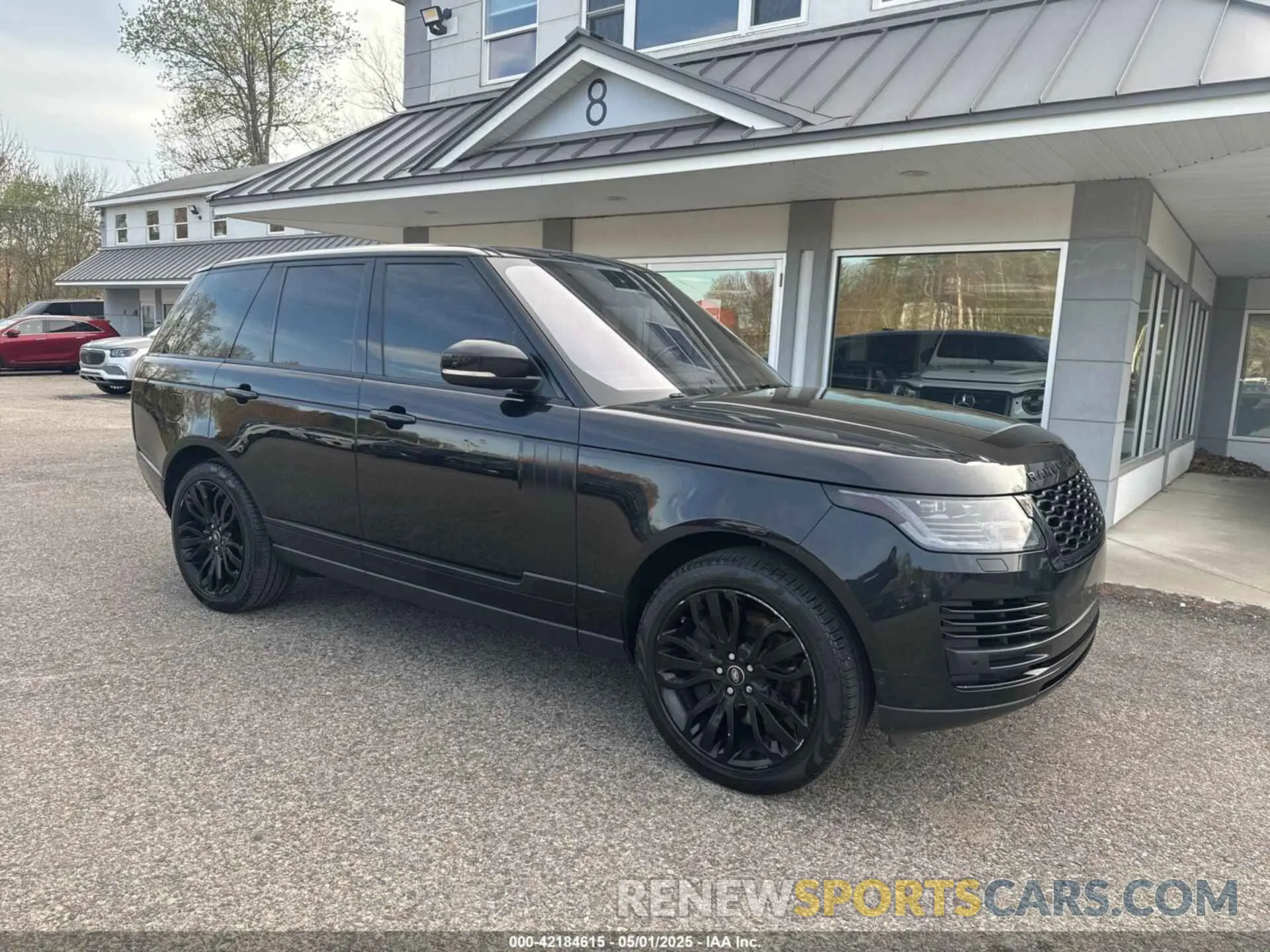 1 Photograph of a damaged car SALGS2SV5KA528460 LAND ROVER RANGE ROVER 2019