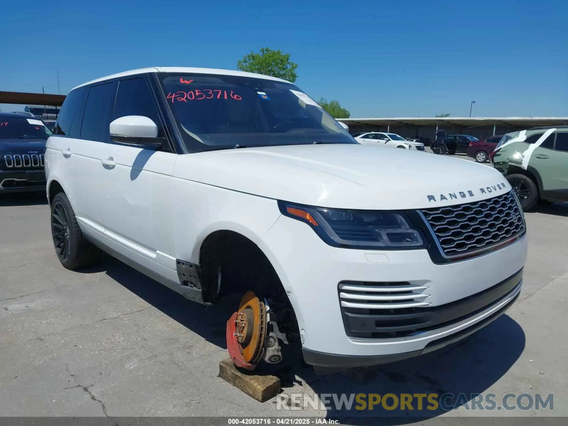 1 Photograph of a damaged car SALGS2SV5KA542892 LAND ROVER RANGE ROVER 2019