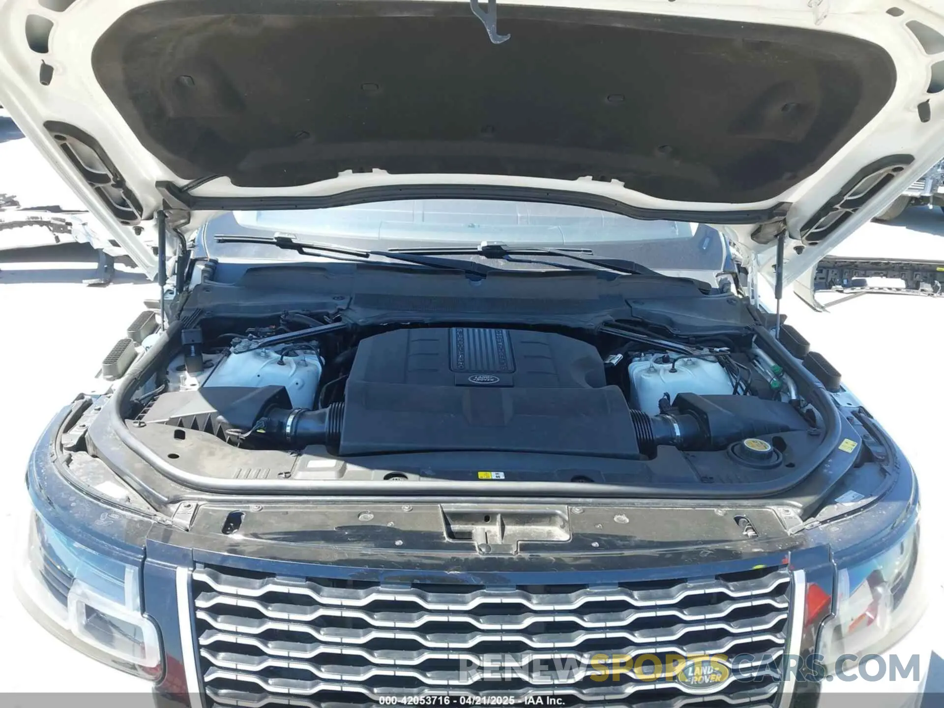 10 Photograph of a damaged car SALGS2SV5KA542892 LAND ROVER RANGE ROVER 2019