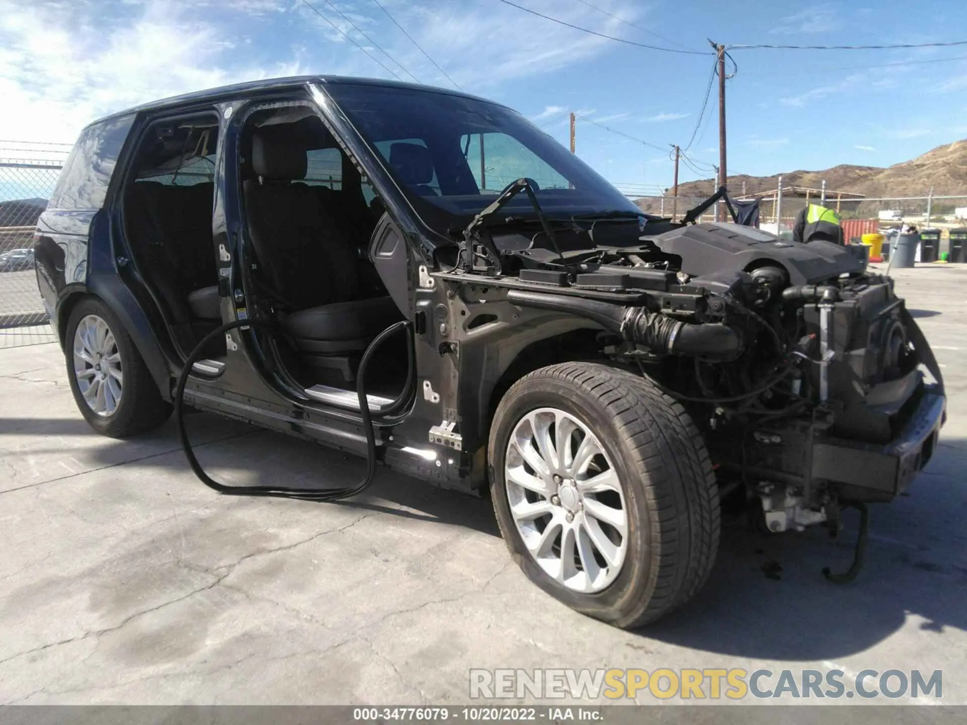 1 Photograph of a damaged car SALGS2SV7KA542876 LAND ROVER RANGE ROVER 2019