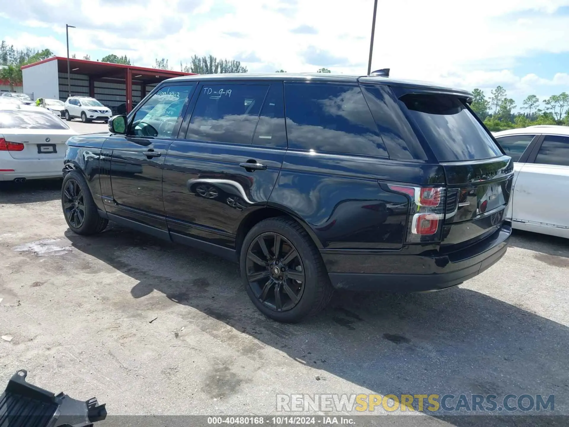 3 Photograph of a damaged car SALGS5RE1KA536921 LAND ROVER RANGE ROVER 2019