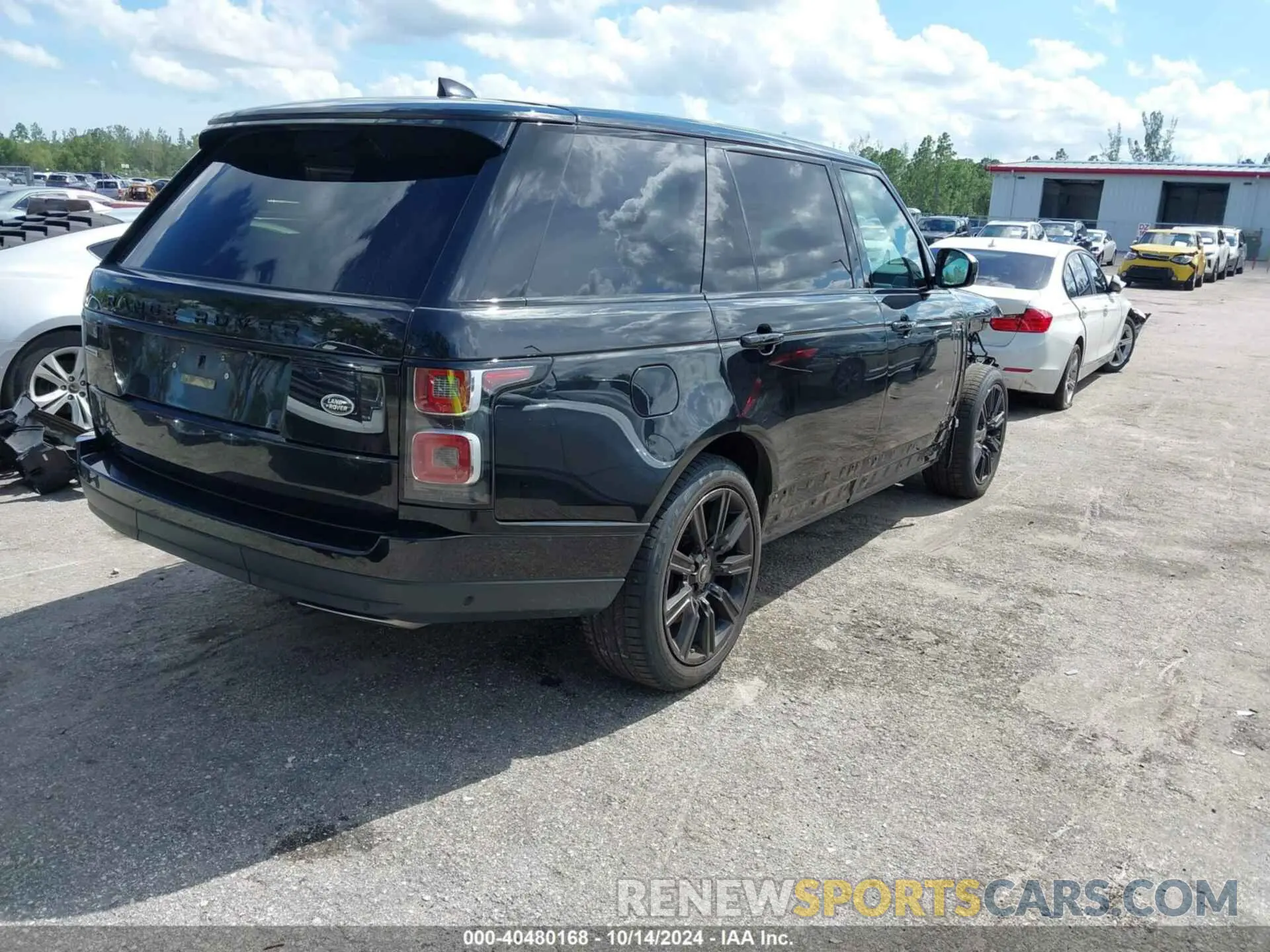 4 Photograph of a damaged car SALGS5RE1KA536921 LAND ROVER RANGE ROVER 2019