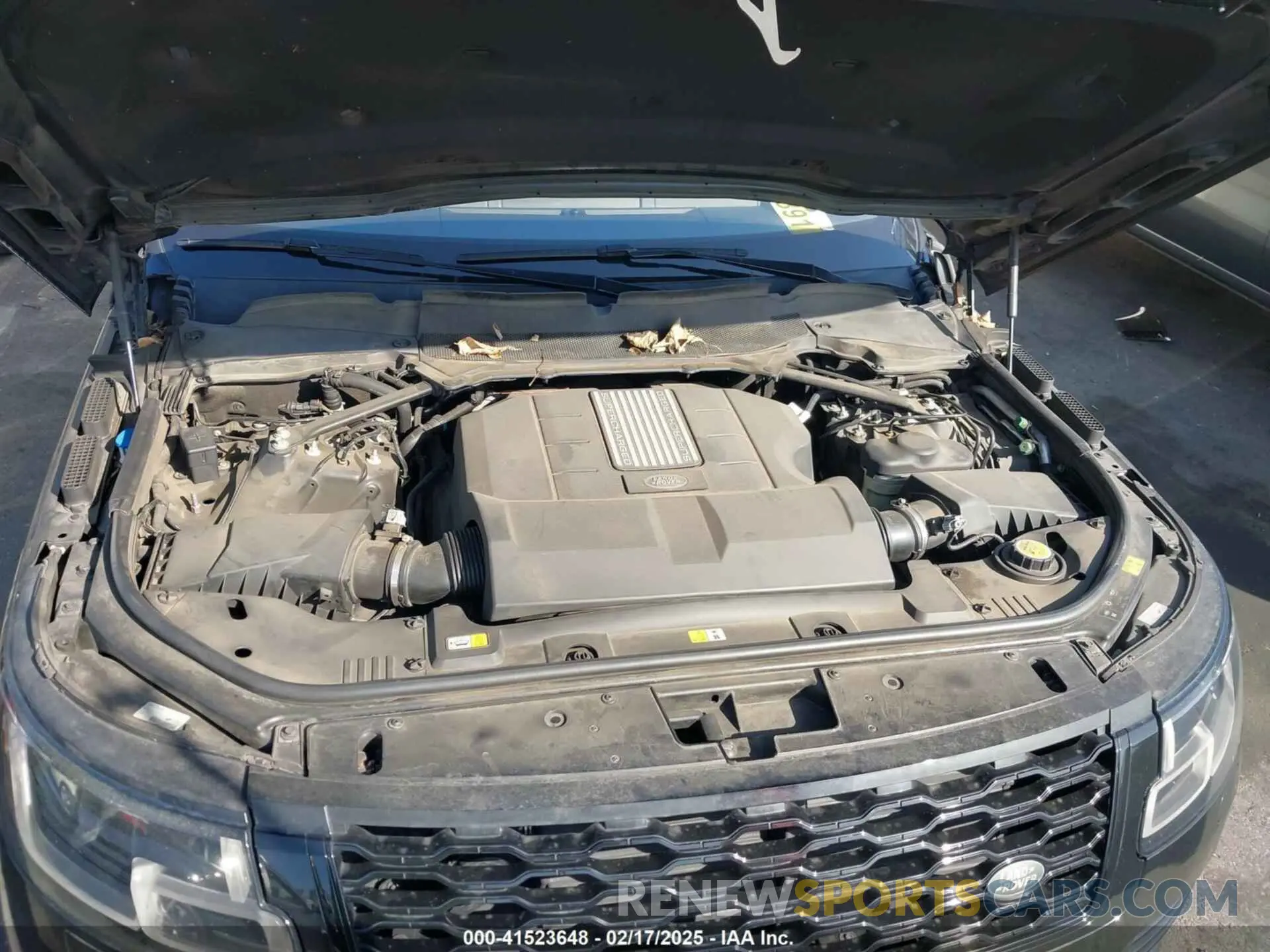 10 Photograph of a damaged car SALGS5RE7KA547860 LAND ROVER RANGE ROVER 2019