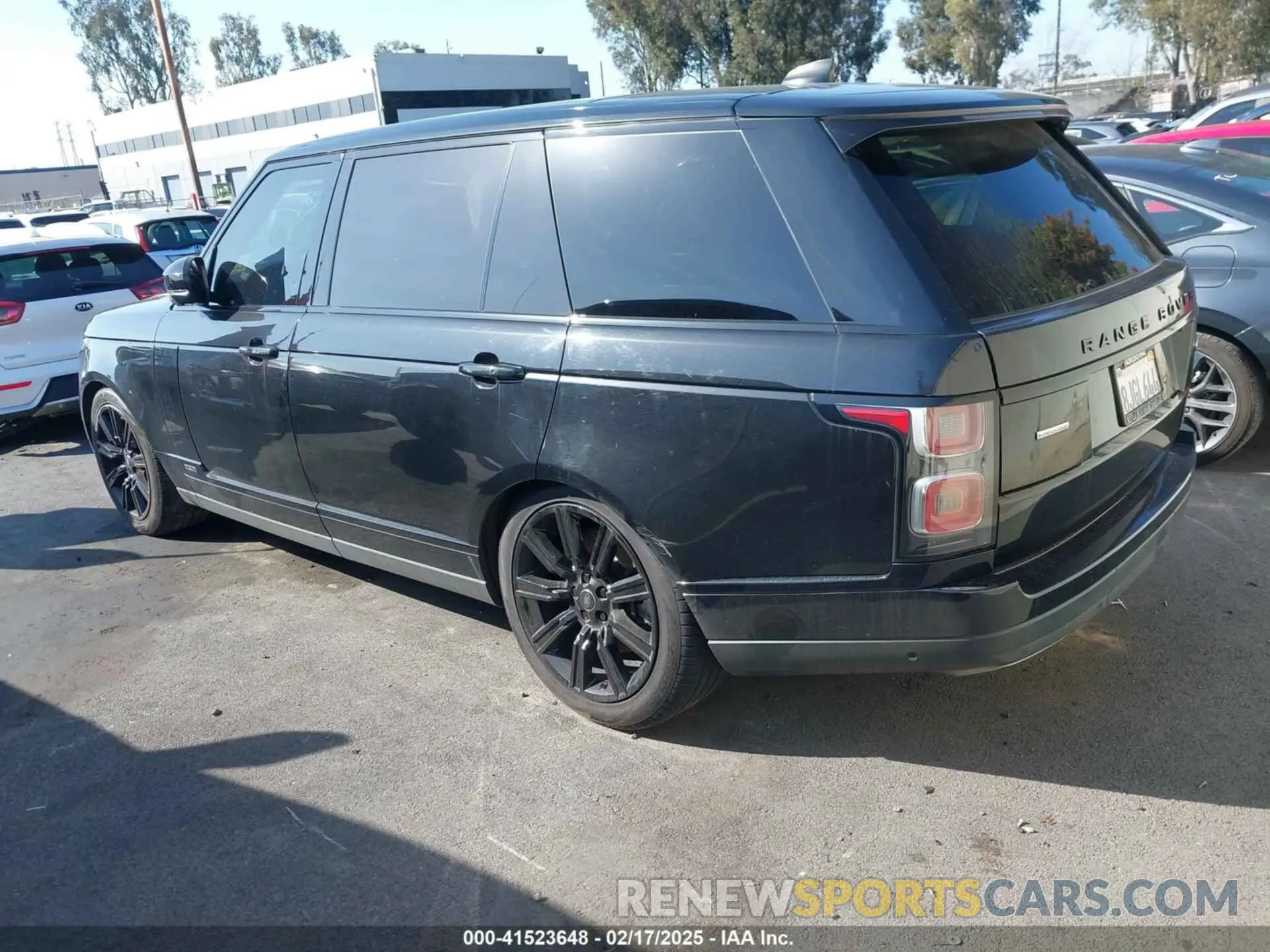 3 Photograph of a damaged car SALGS5RE7KA547860 LAND ROVER RANGE ROVER 2019