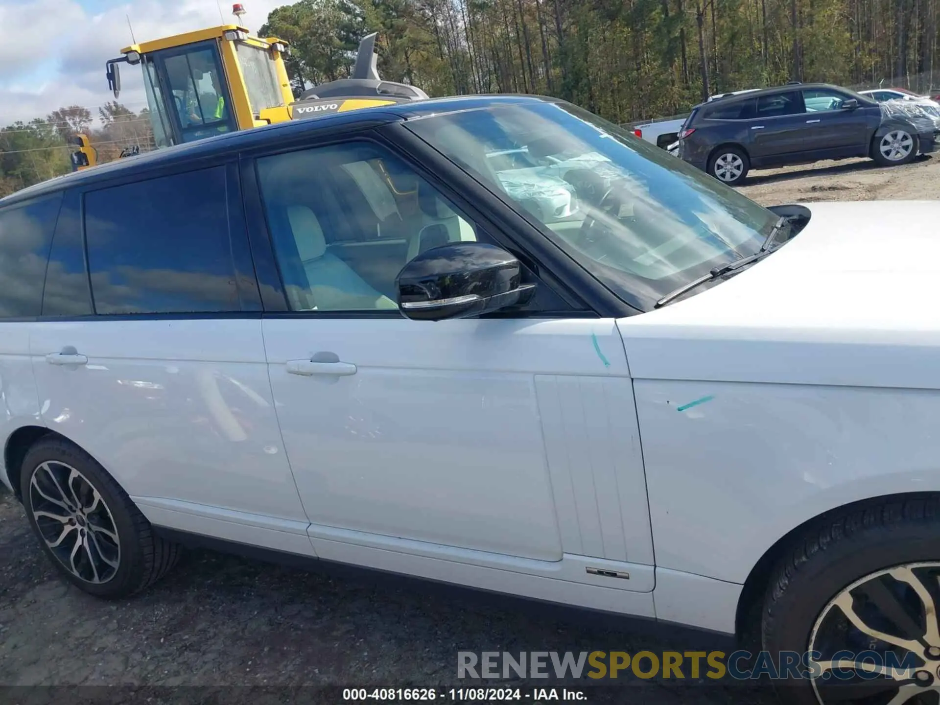 14 Photograph of a damaged car SALGS5RE9KA541283 LAND ROVER RANGE ROVER 2019