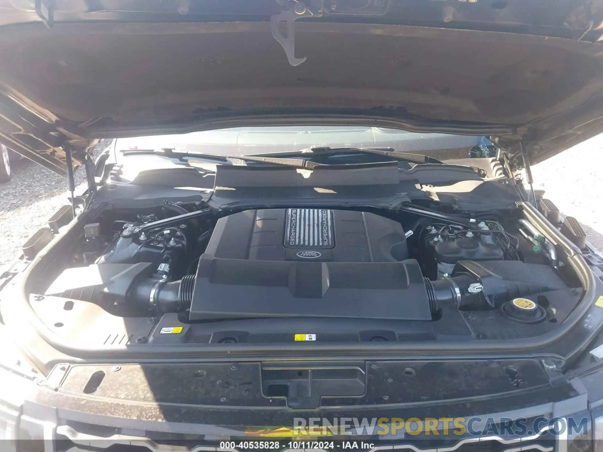 10 Photograph of a damaged car SALGV5RE7KA546795 LAND ROVER RANGE ROVER 2019