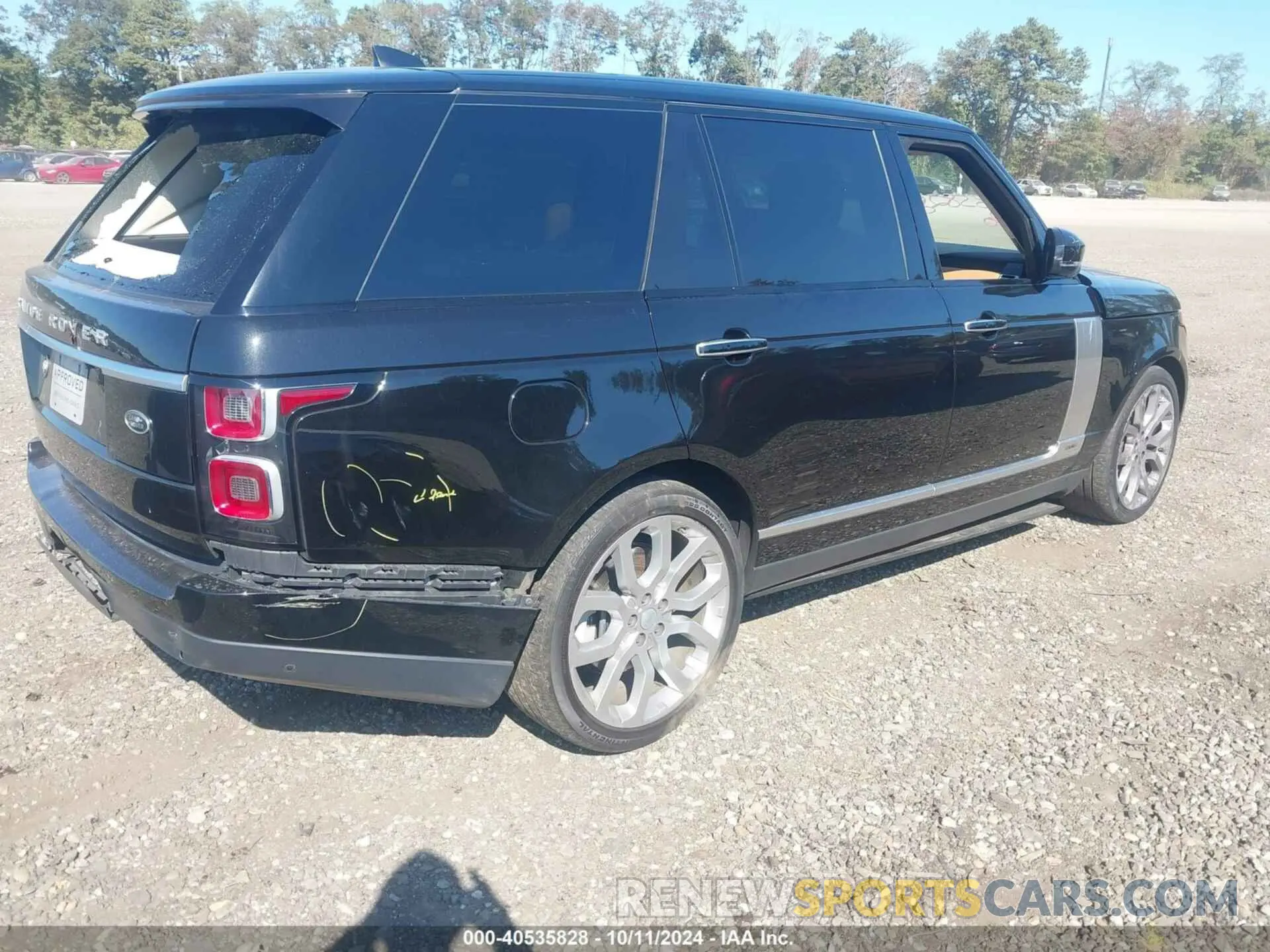 4 Photograph of a damaged car SALGV5RE7KA546795 LAND ROVER RANGE ROVER 2019