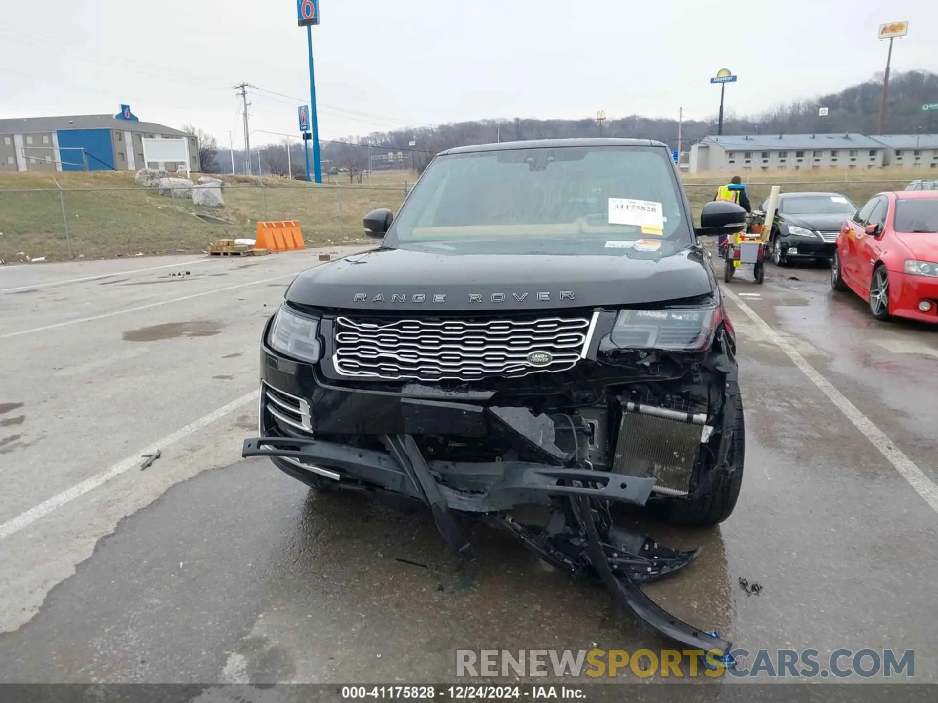 11 Photograph of a damaged car SALGW5SE0KA544250 LAND ROVER RANGE ROVER 2019