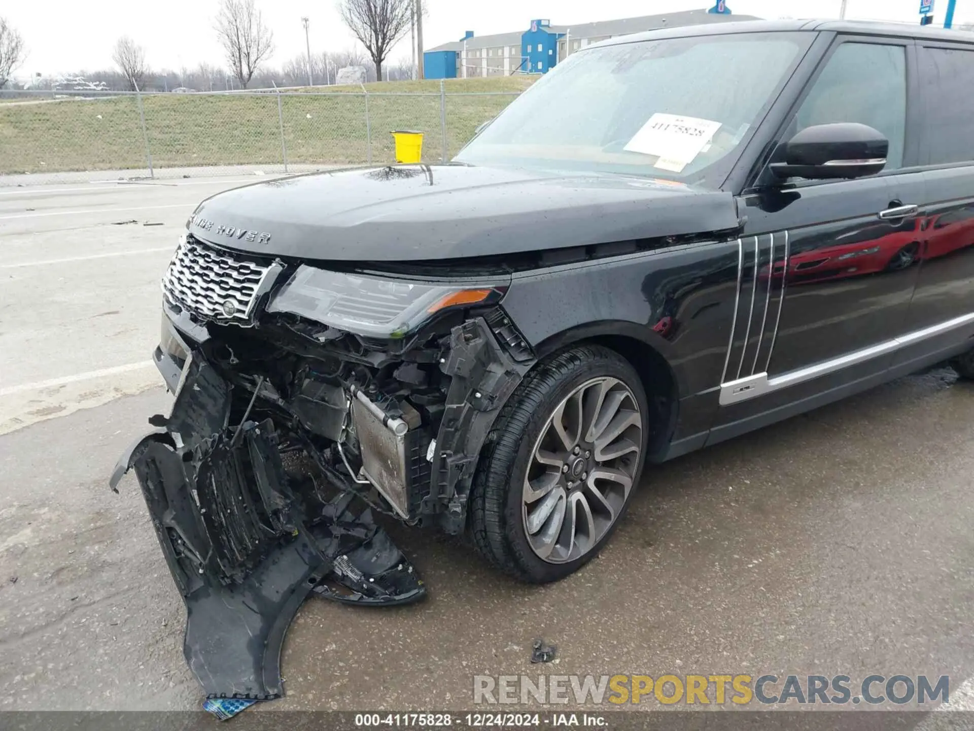 16 Photograph of a damaged car SALGW5SE0KA544250 LAND ROVER RANGE ROVER 2019