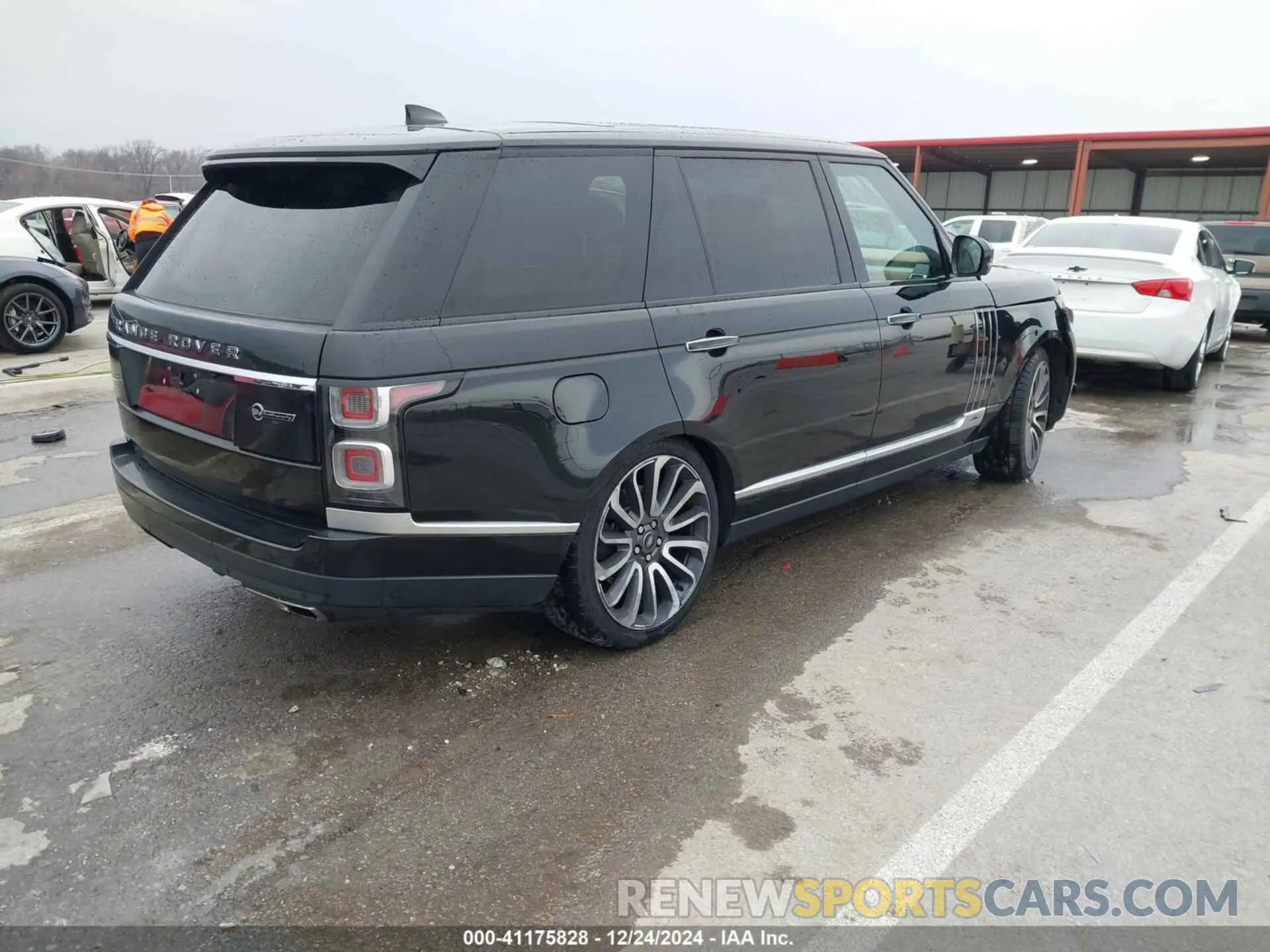 4 Photograph of a damaged car SALGW5SE0KA544250 LAND ROVER RANGE ROVER 2019
