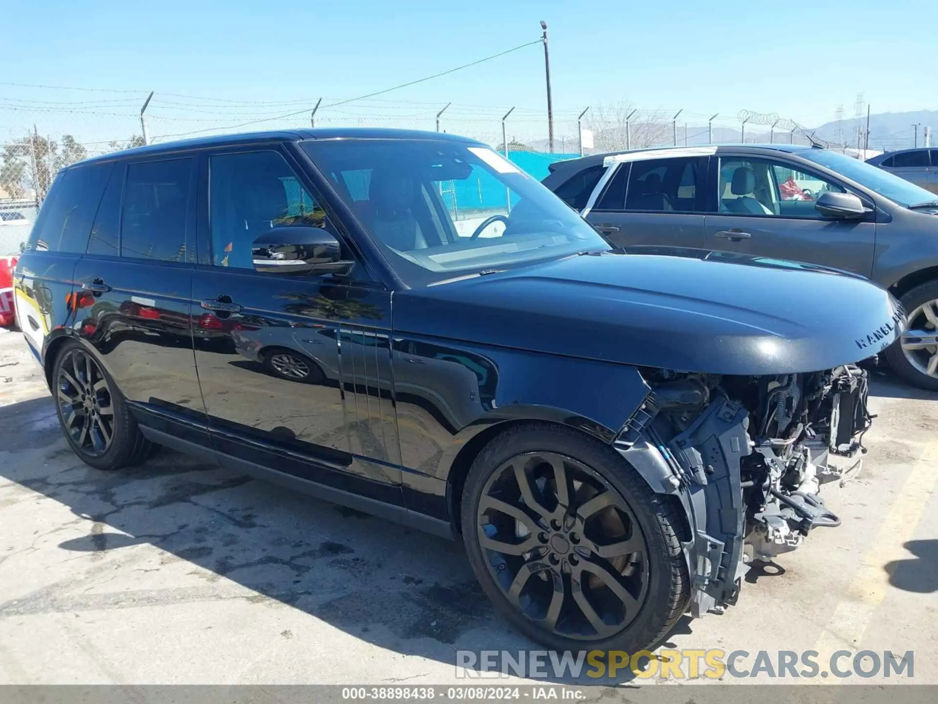 1 Photograph of a damaged car SALGR2SU4LA572924 LAND ROVER RANGE ROVER 2020