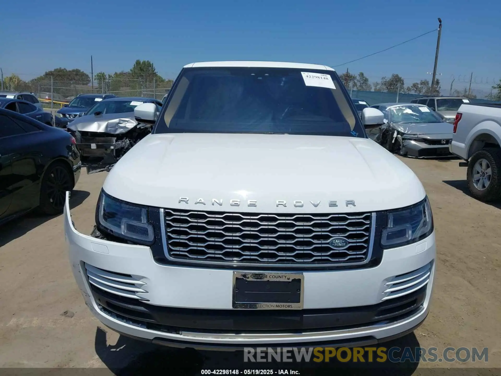 12 Photograph of a damaged car SALGS2RU0LA408144 LAND ROVER RANGE ROVER 2020