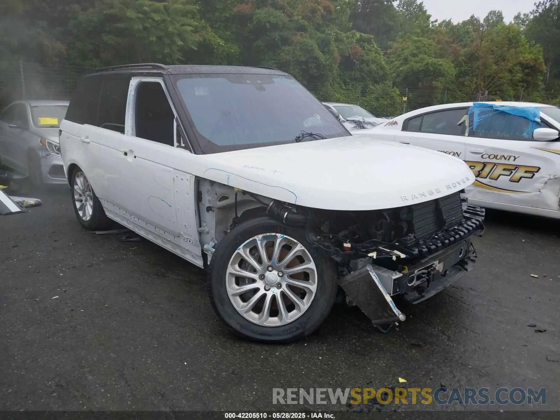 1 Photograph of a damaged car SALGS2RU2LA597086 LAND ROVER RANGE ROVER 2020