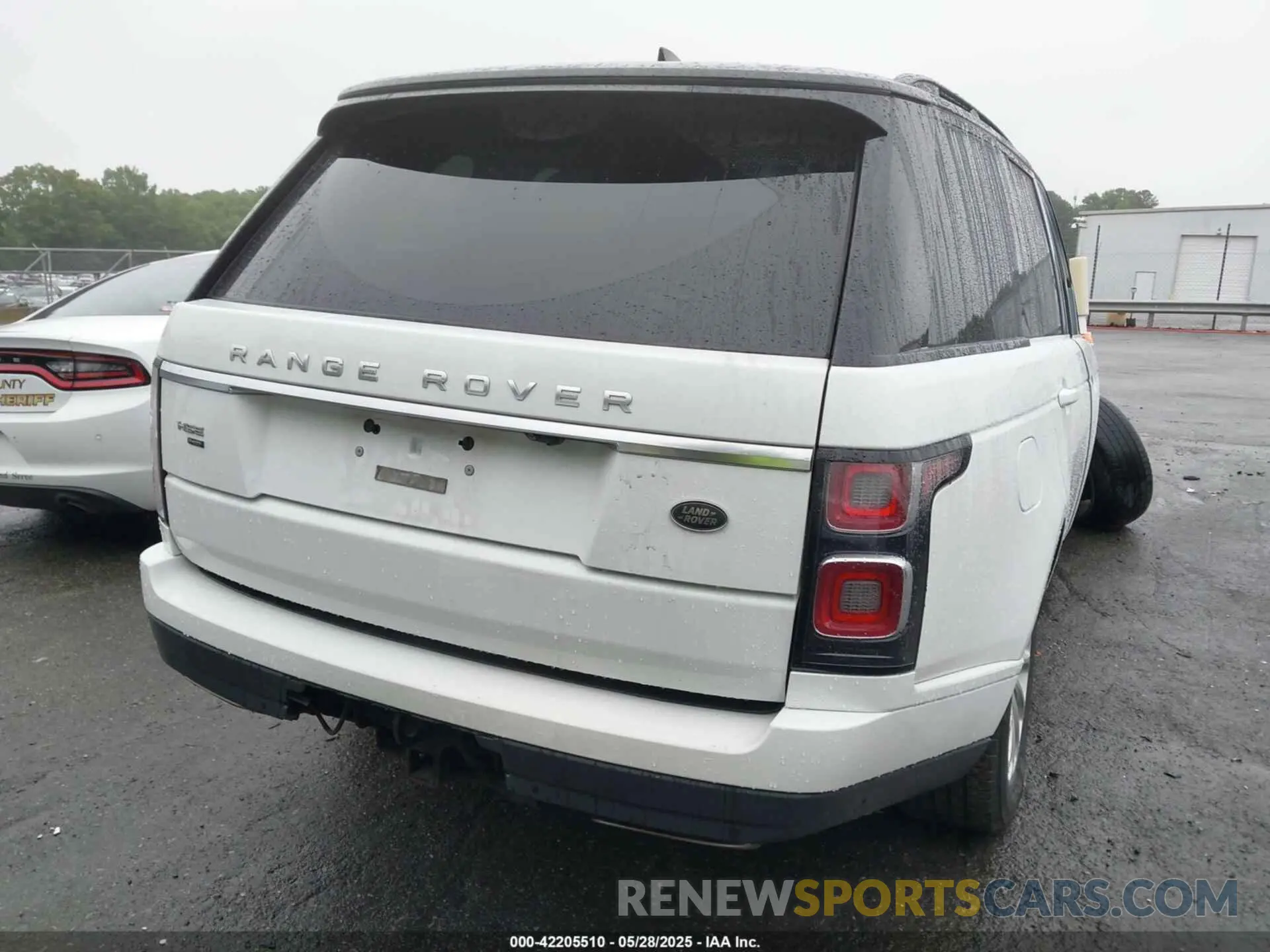 16 Photograph of a damaged car SALGS2RU2LA597086 LAND ROVER RANGE ROVER 2020