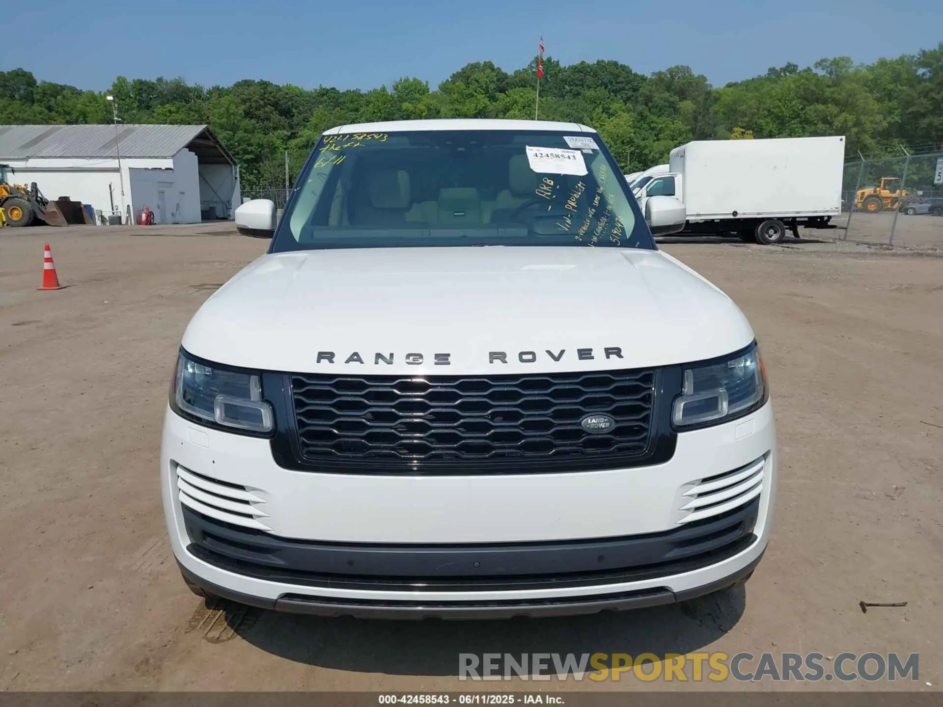 12 Photograph of a damaged car SALGS2RU3LA590695 LAND ROVER RANGE ROVER 2020