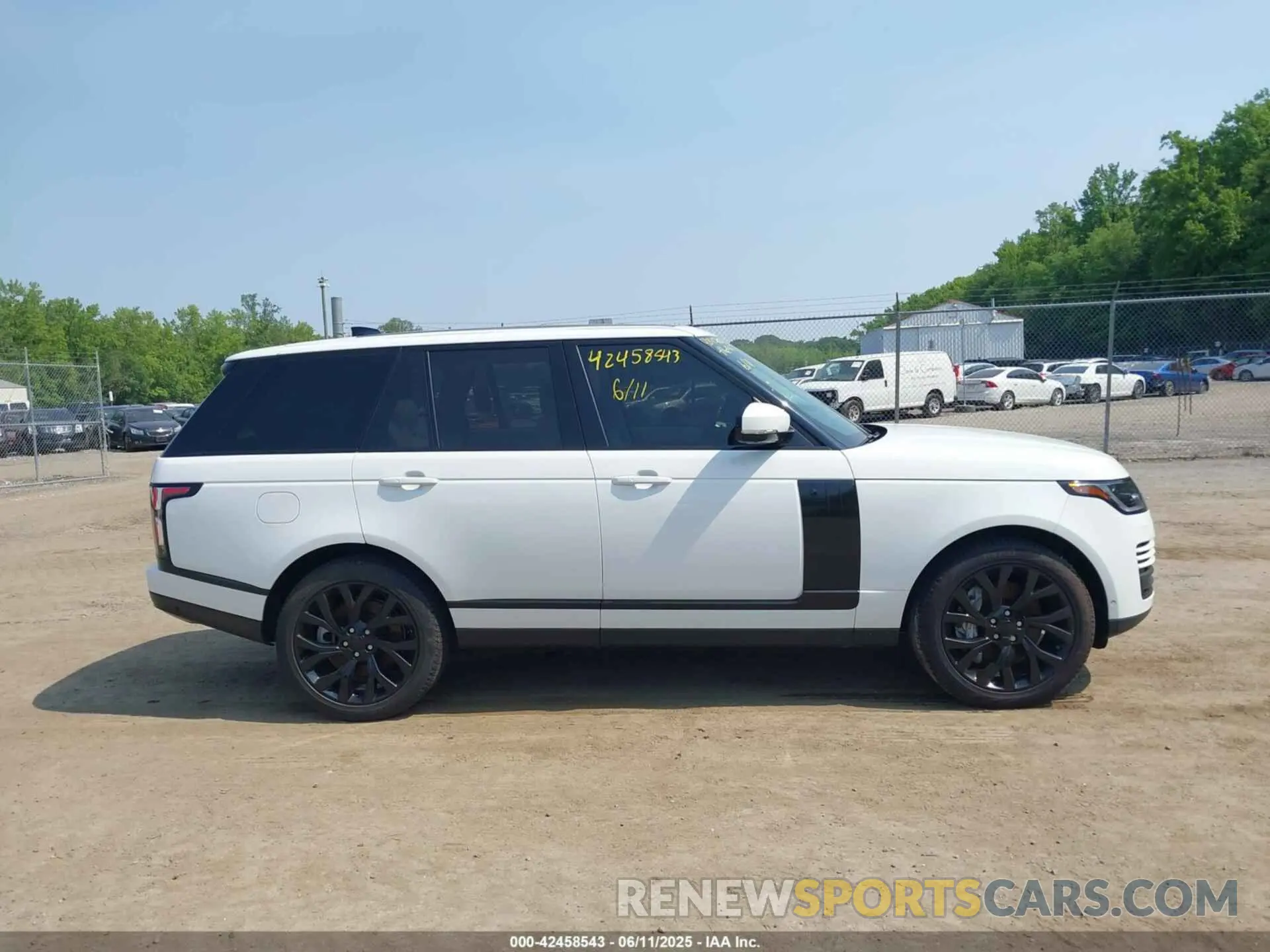 13 Photograph of a damaged car SALGS2RU3LA590695 LAND ROVER RANGE ROVER 2020