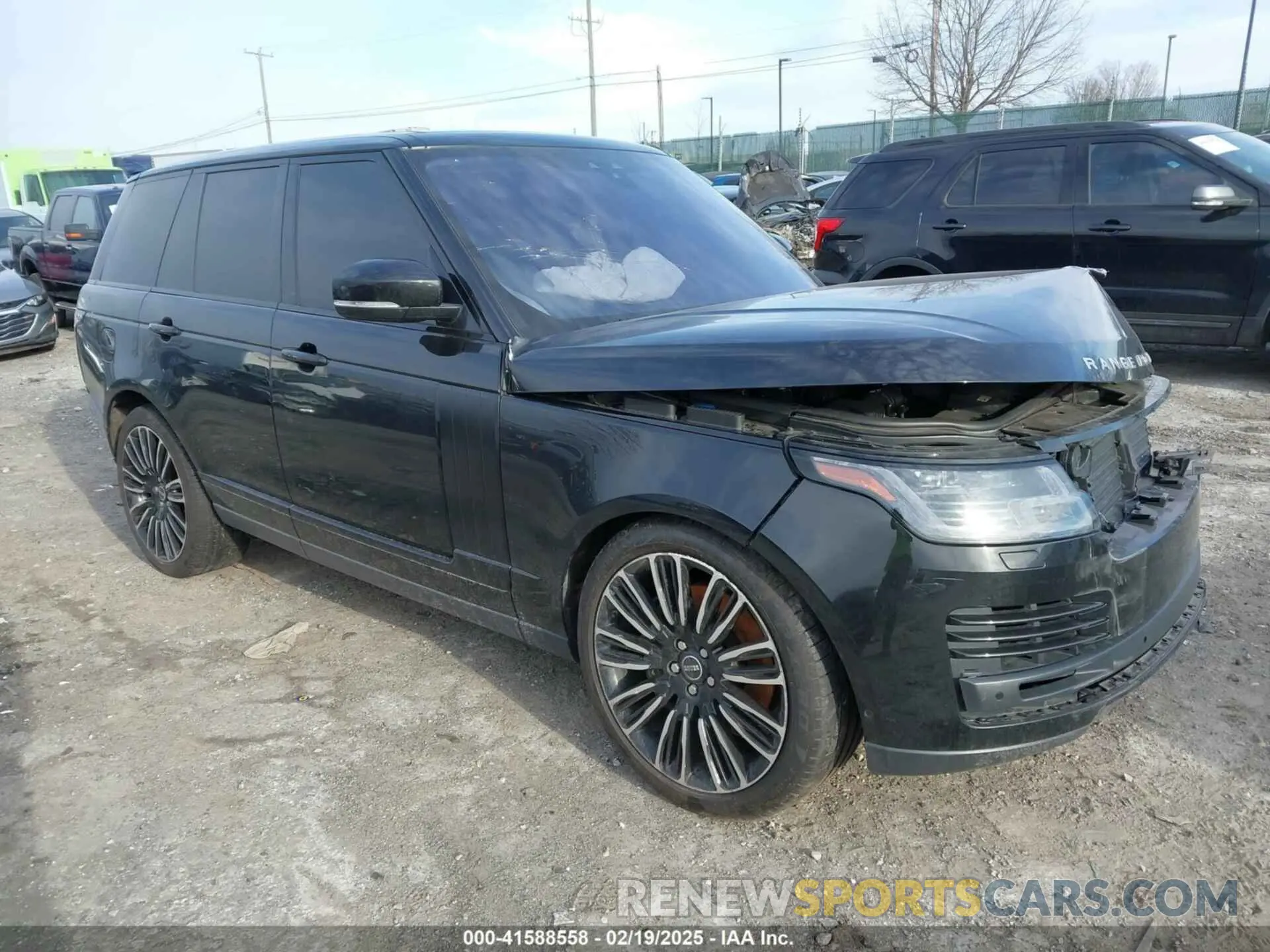1 Photograph of a damaged car SALGS2RU8LA581250 LAND ROVER RANGE ROVER 2020