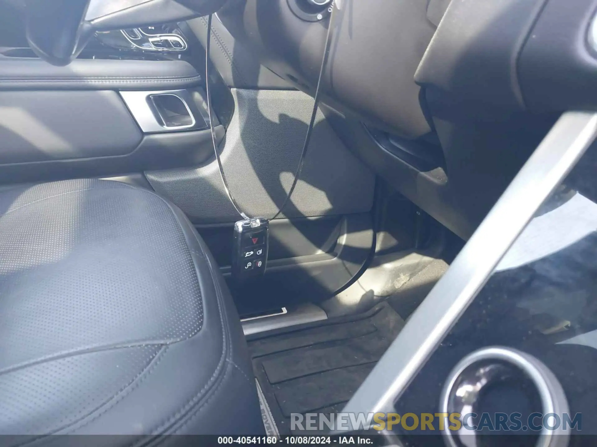11 Photograph of a damaged car SALGS2SE1LA582971 LAND ROVER RANGE ROVER 2020