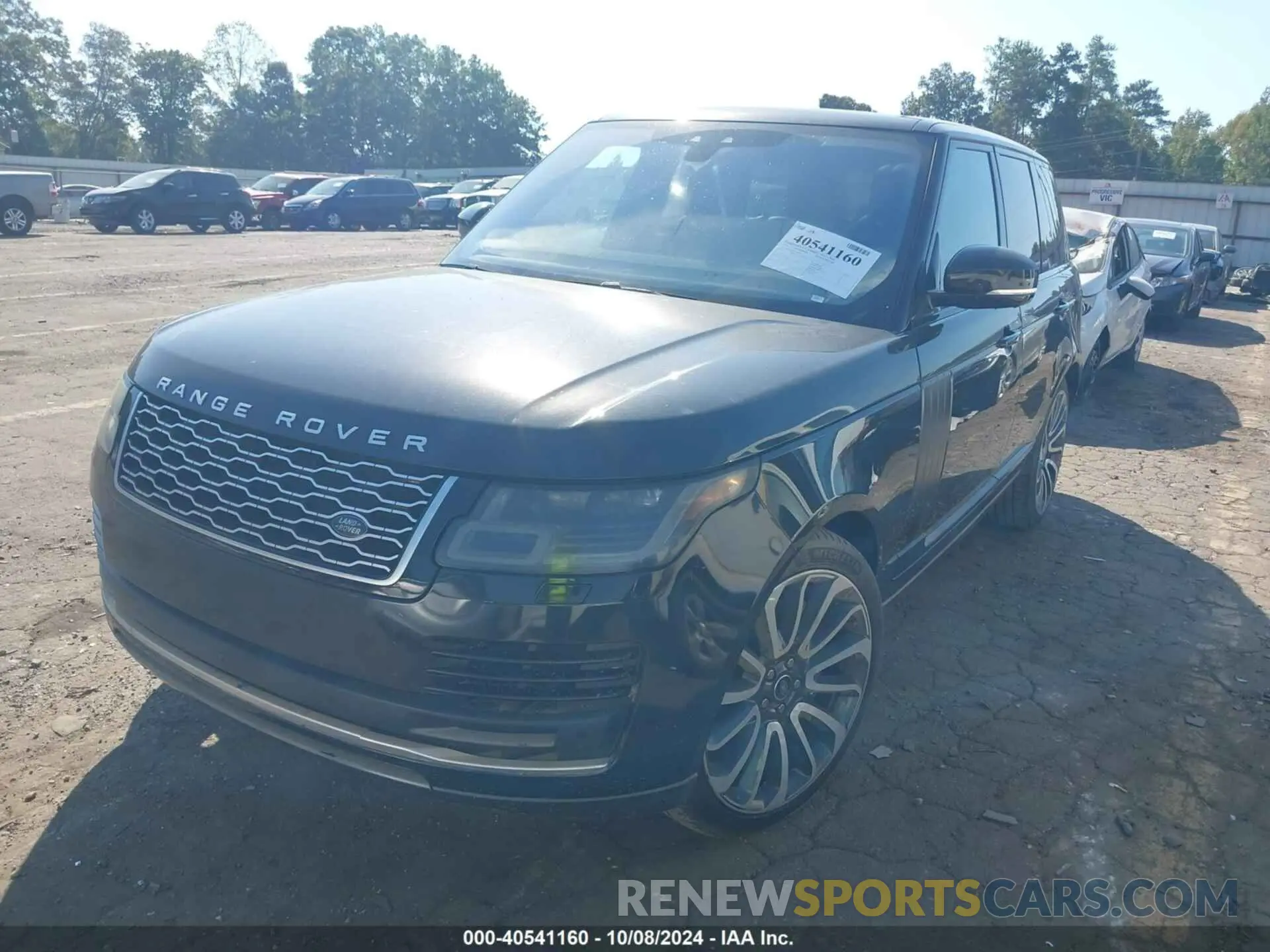 2 Photograph of a damaged car SALGS2SE1LA582971 LAND ROVER RANGE ROVER 2020