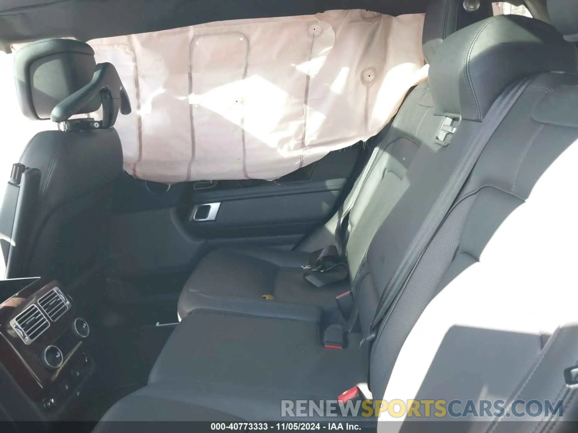 8 Photograph of a damaged car SALGS5SE7LA571328 LAND ROVER RANGE ROVER 2020