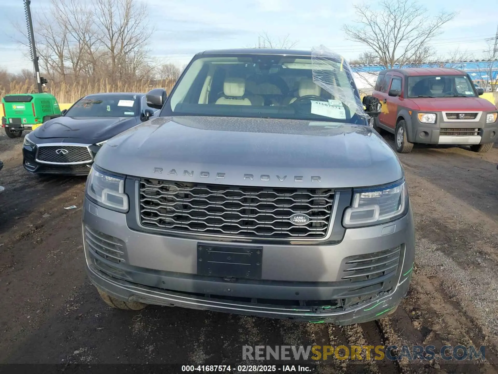 12 Photograph of a damaged car SALGV5SE8LA598884 LAND ROVER RANGE ROVER 2020