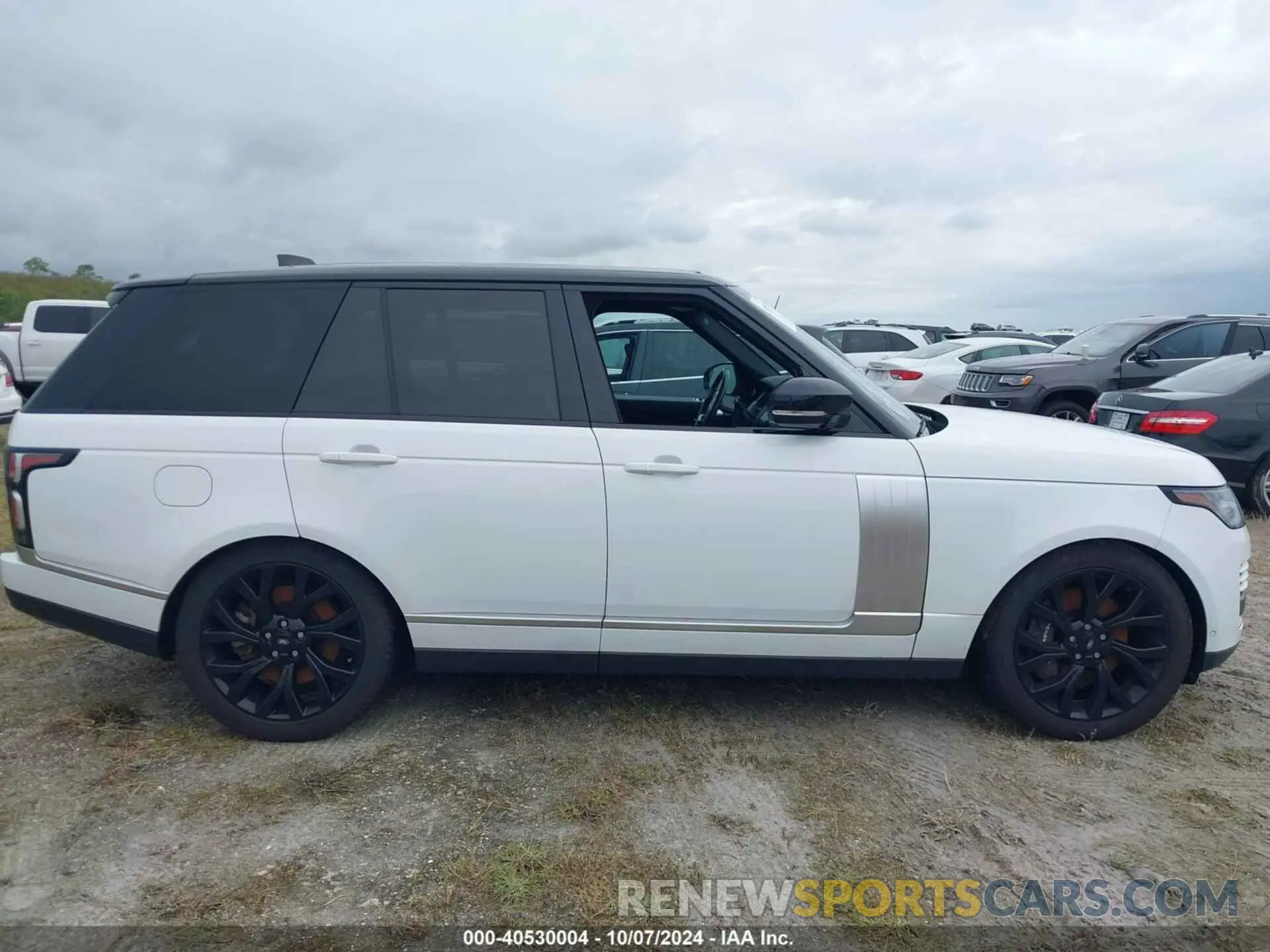12 Photograph of a damaged car SALGS2RU0MA446717 LAND ROVER RANGE ROVER 2021