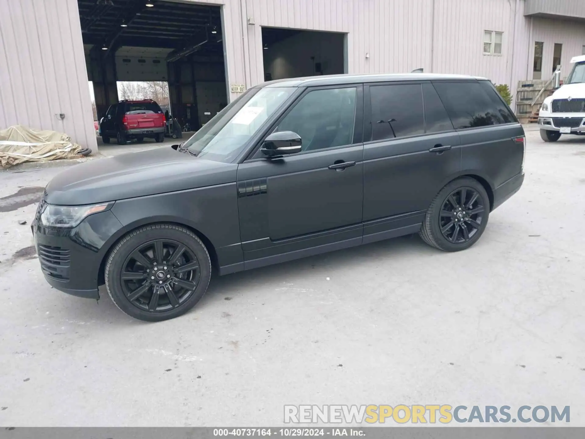 2 Photograph of a damaged car SALGS2RU0MA447012 LAND ROVER RANGE ROVER 2021