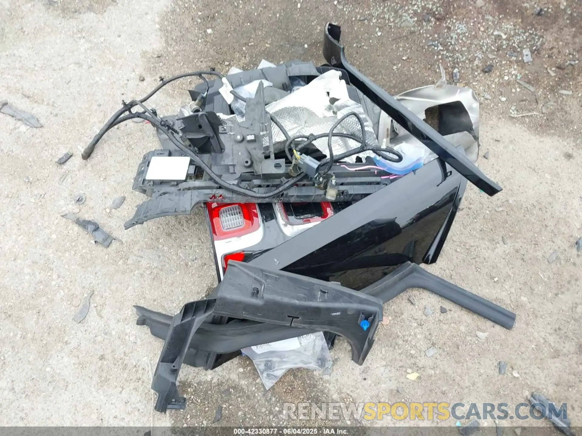 12 Photograph of a damaged car SALGS2RU2MA434410 LAND ROVER RANGE ROVER 2021